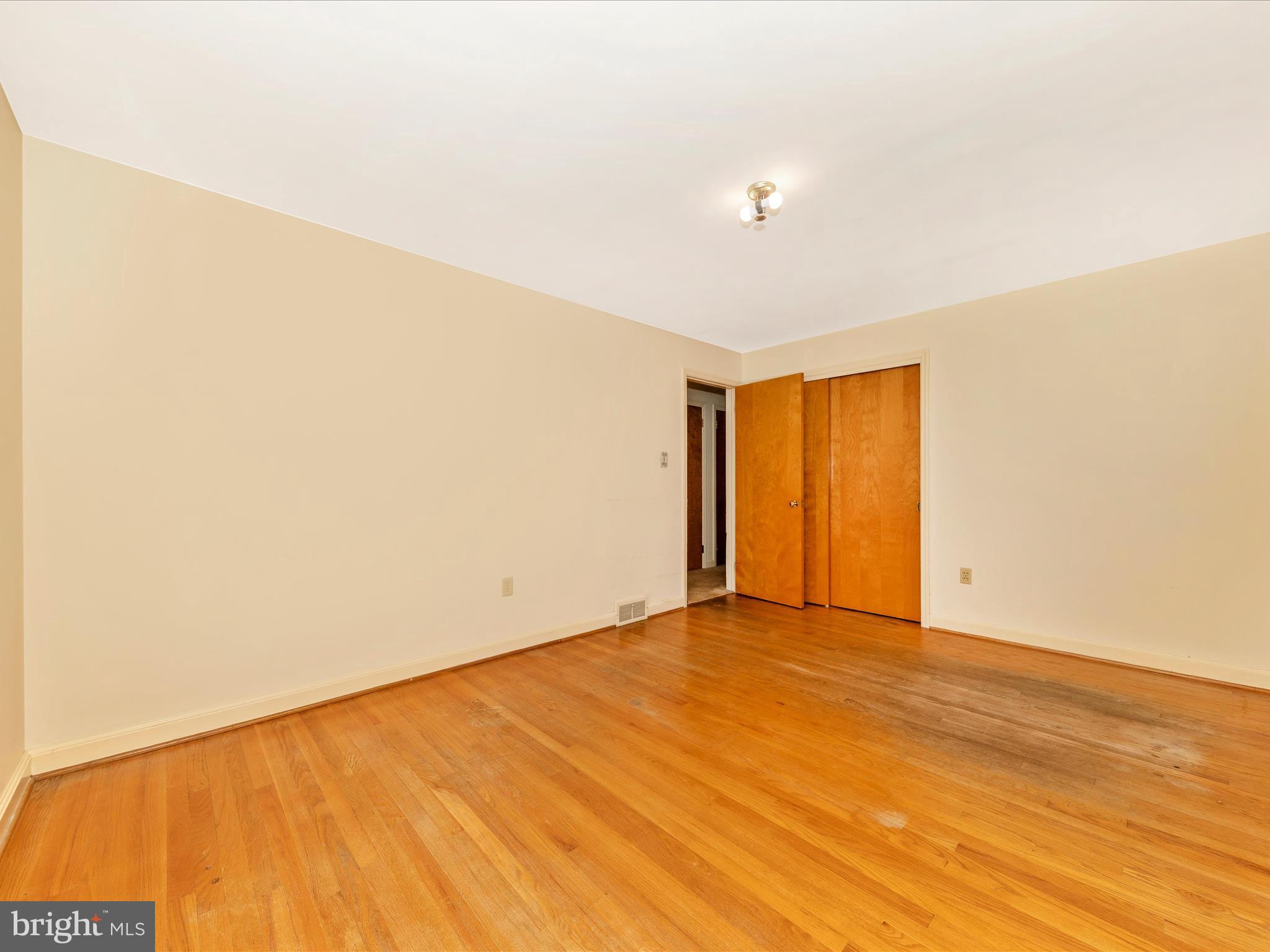 SPRING VALLEY - Residential