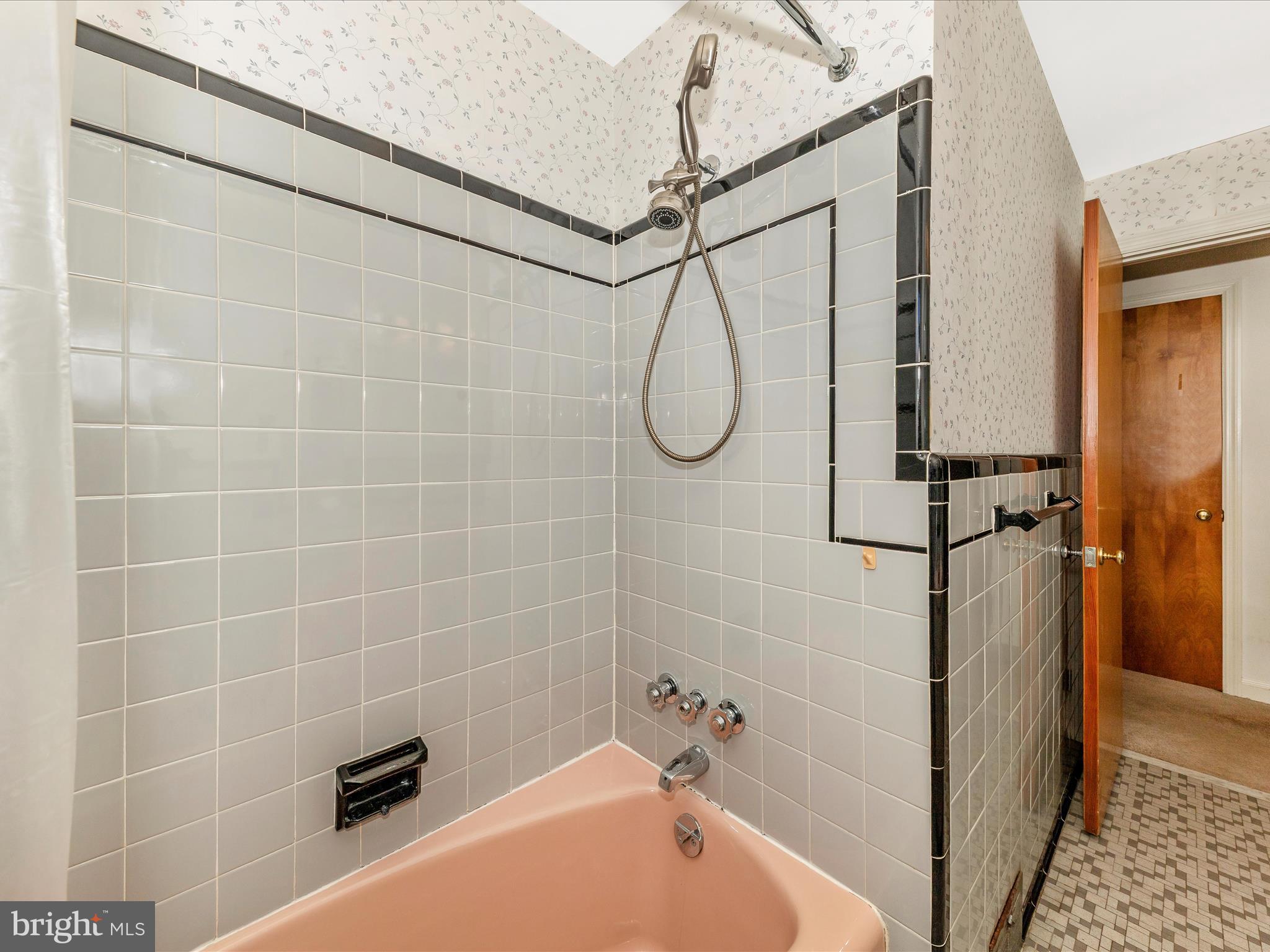 SPRING VALLEY - Residential