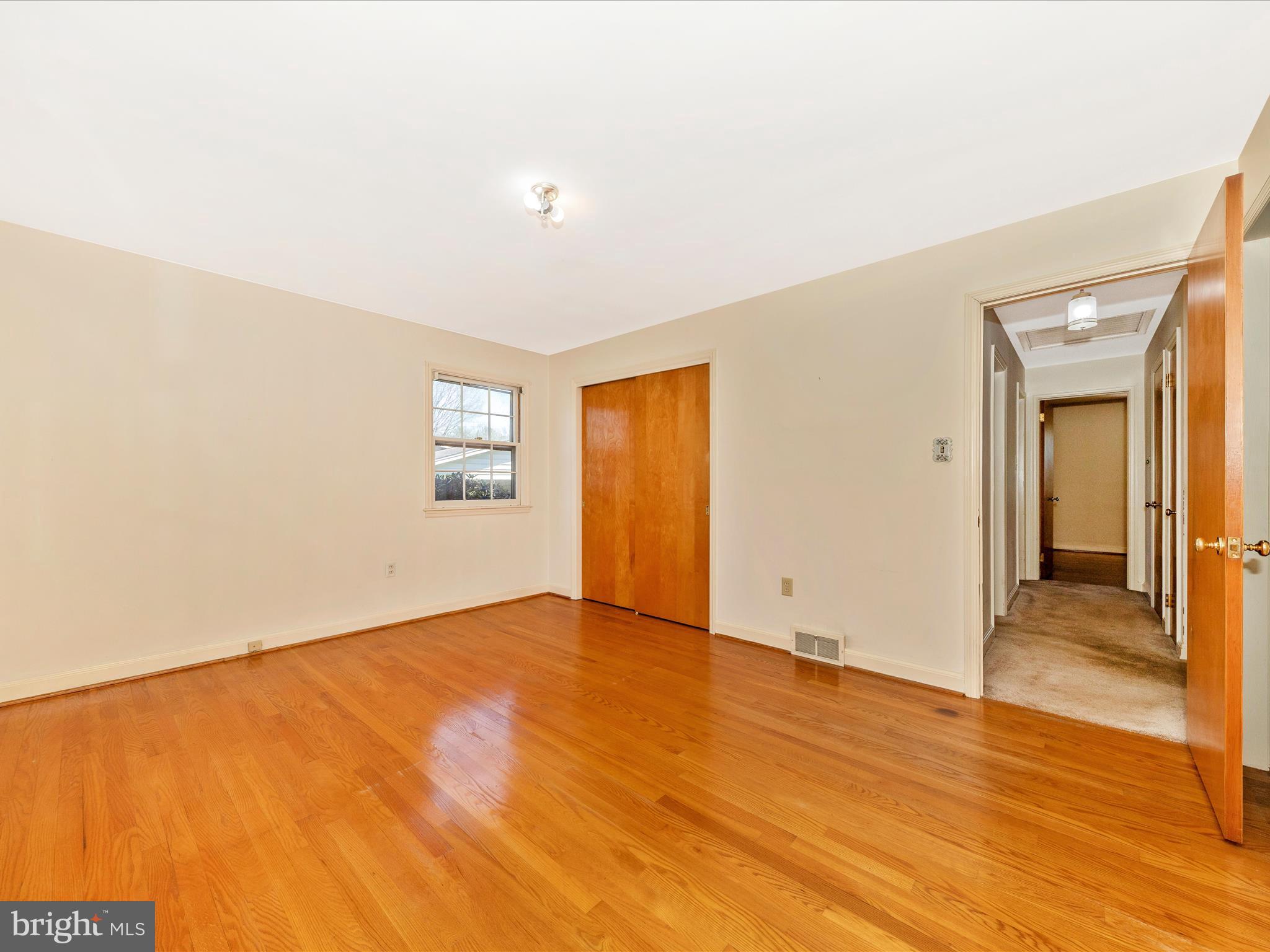 SPRING VALLEY - Residential