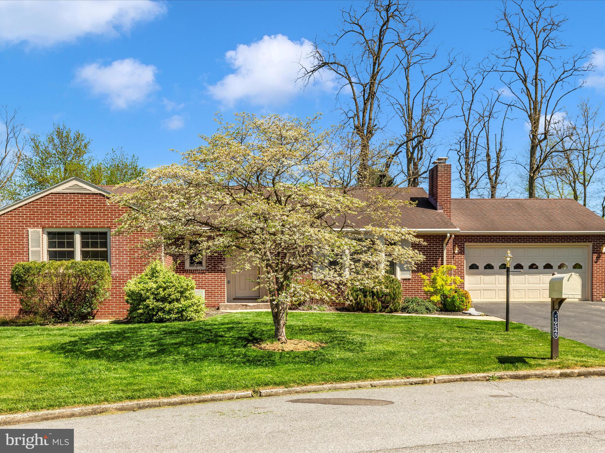 SPRING VALLEY - Residential