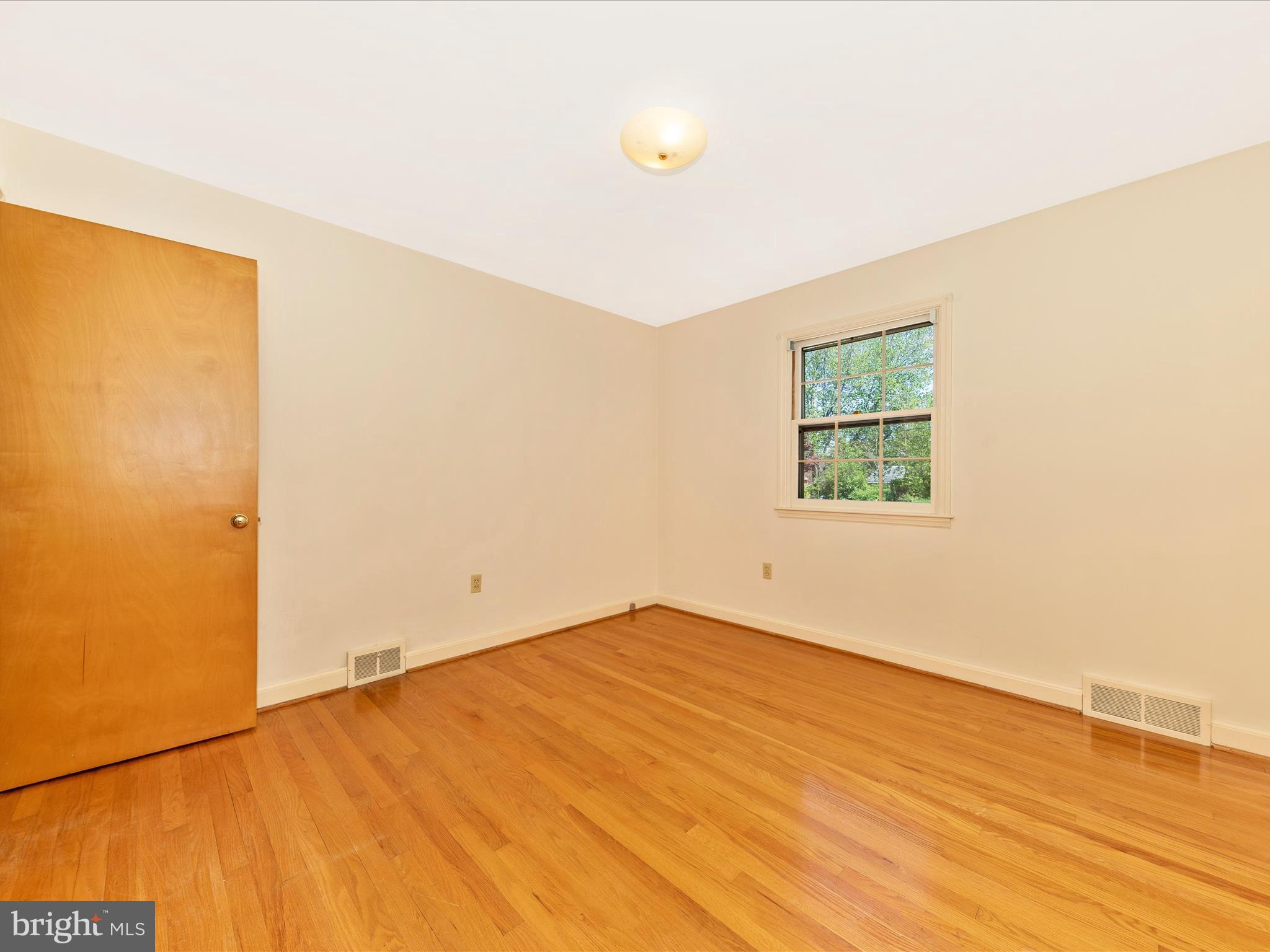 SPRING VALLEY - Residential