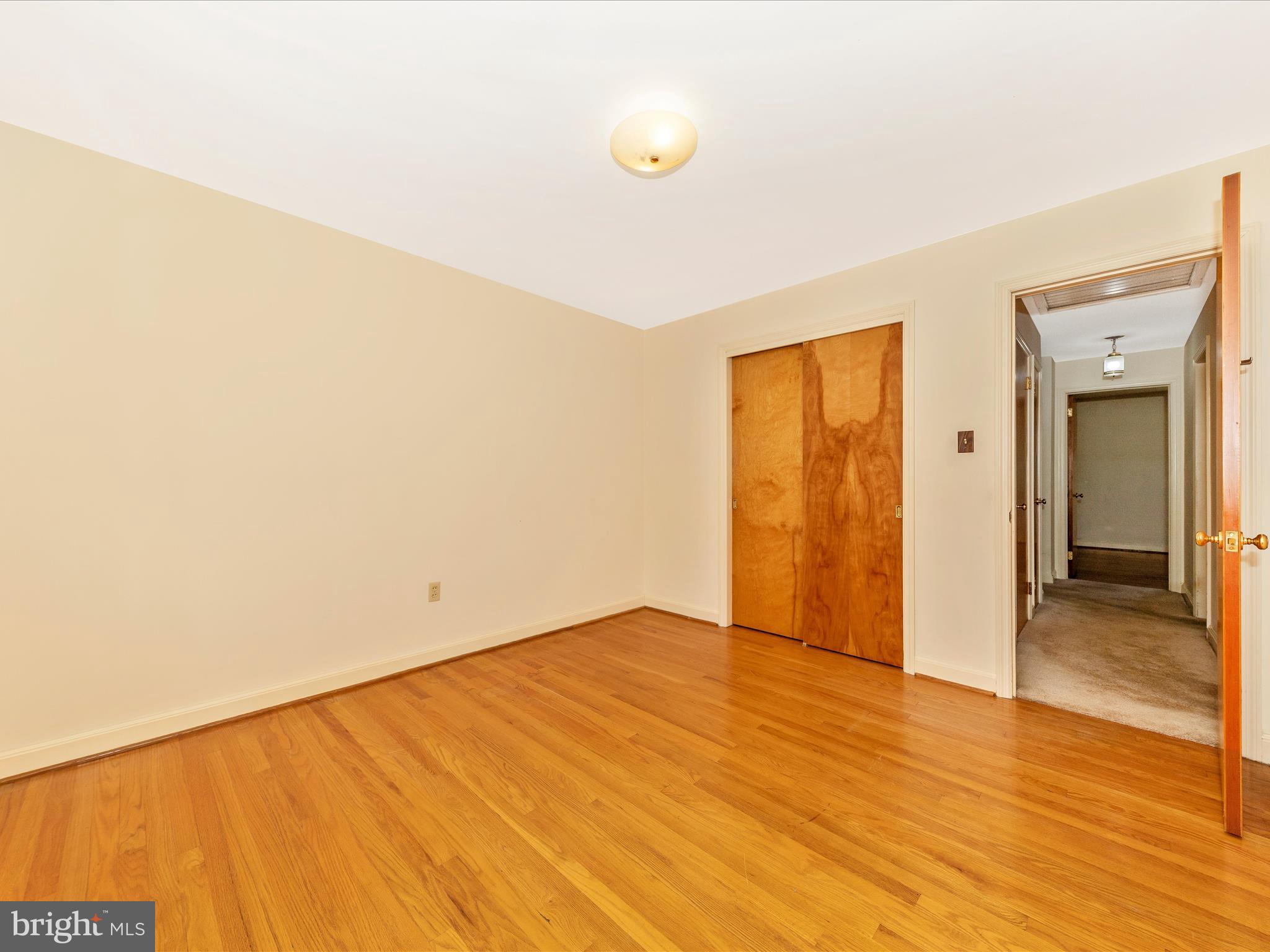 SPRING VALLEY - Residential