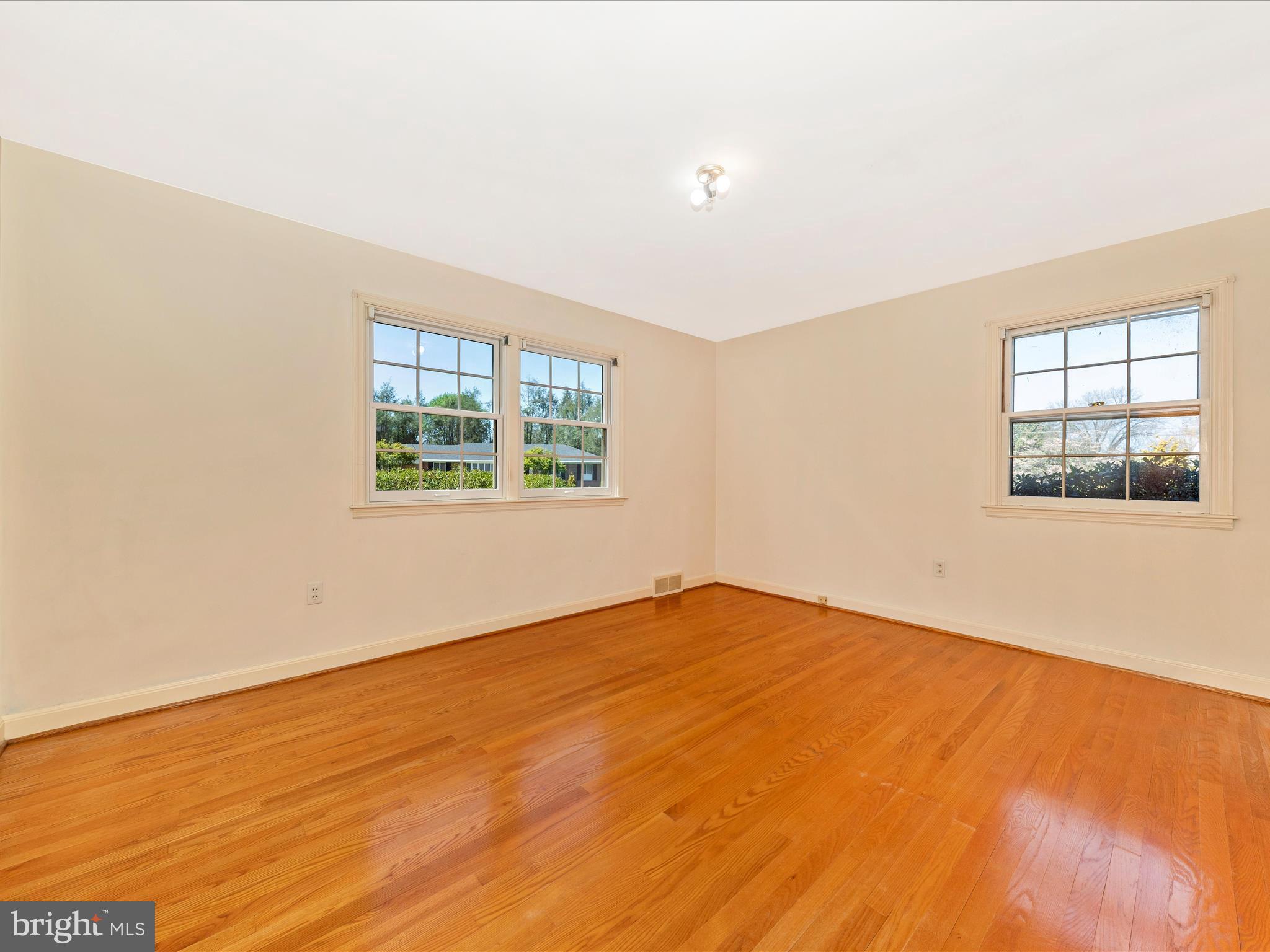 SPRING VALLEY - Residential