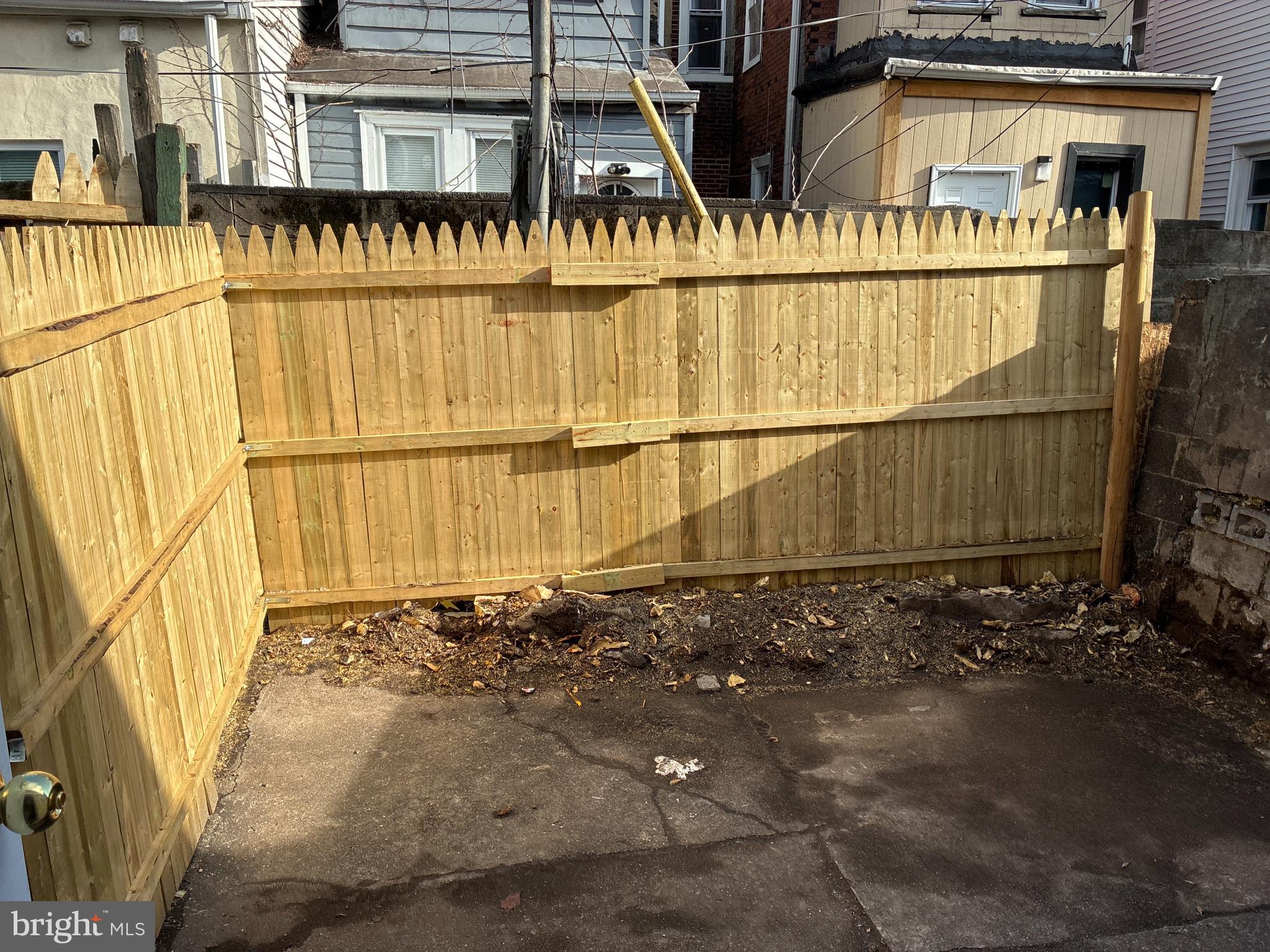 GRAYS FERRY - Residential