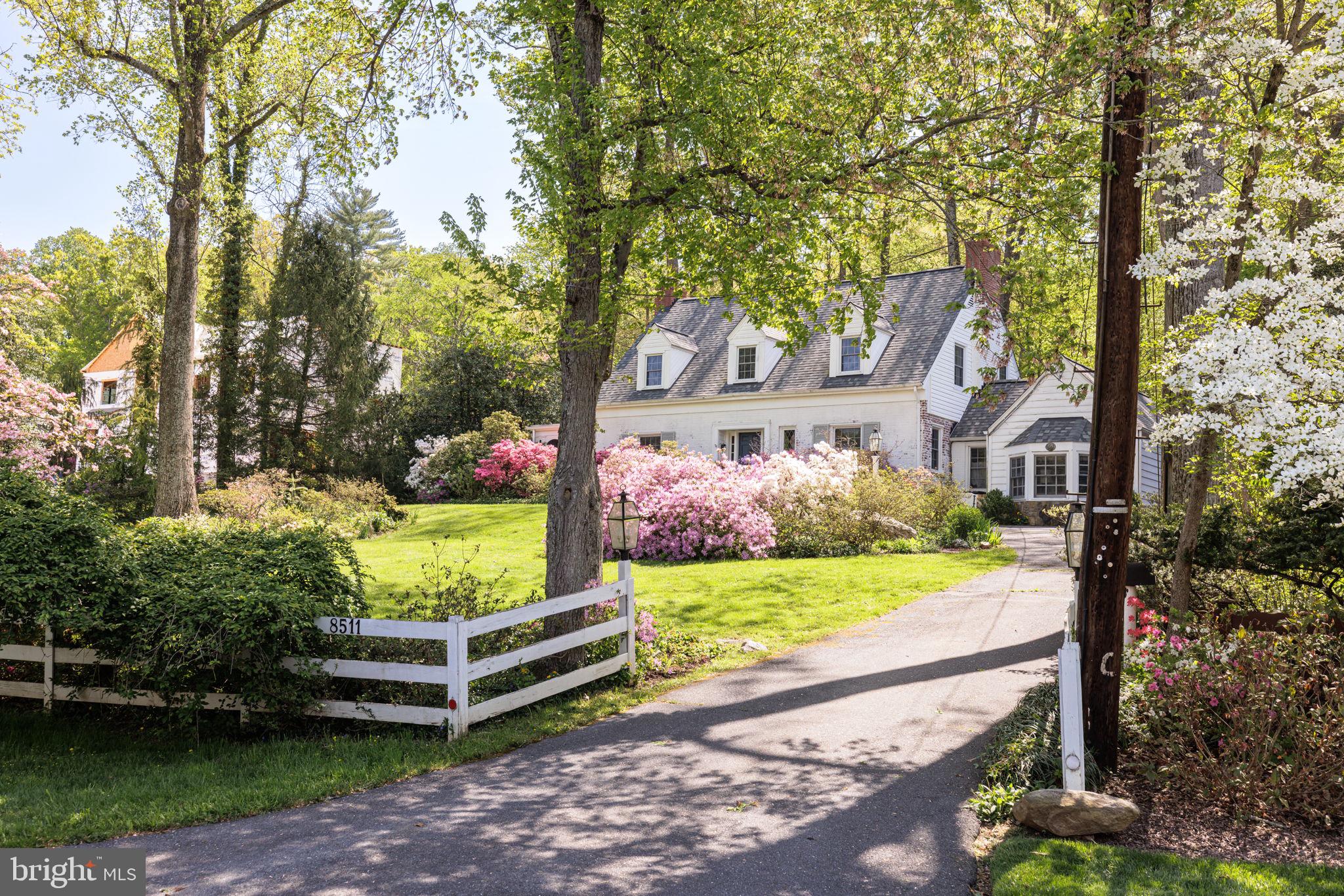 BRADLEY HILLS GROVE - Residential