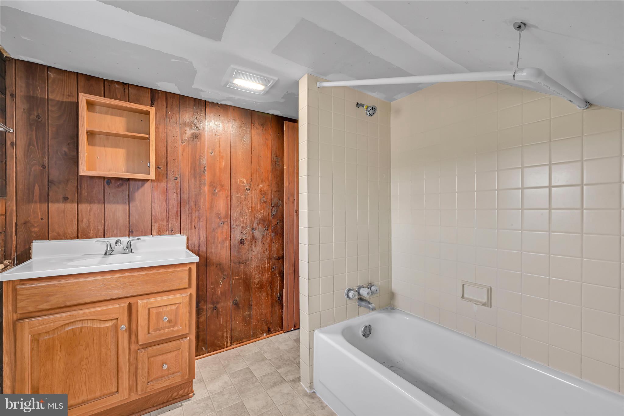 JACKSON TOWNSHIP - Residential