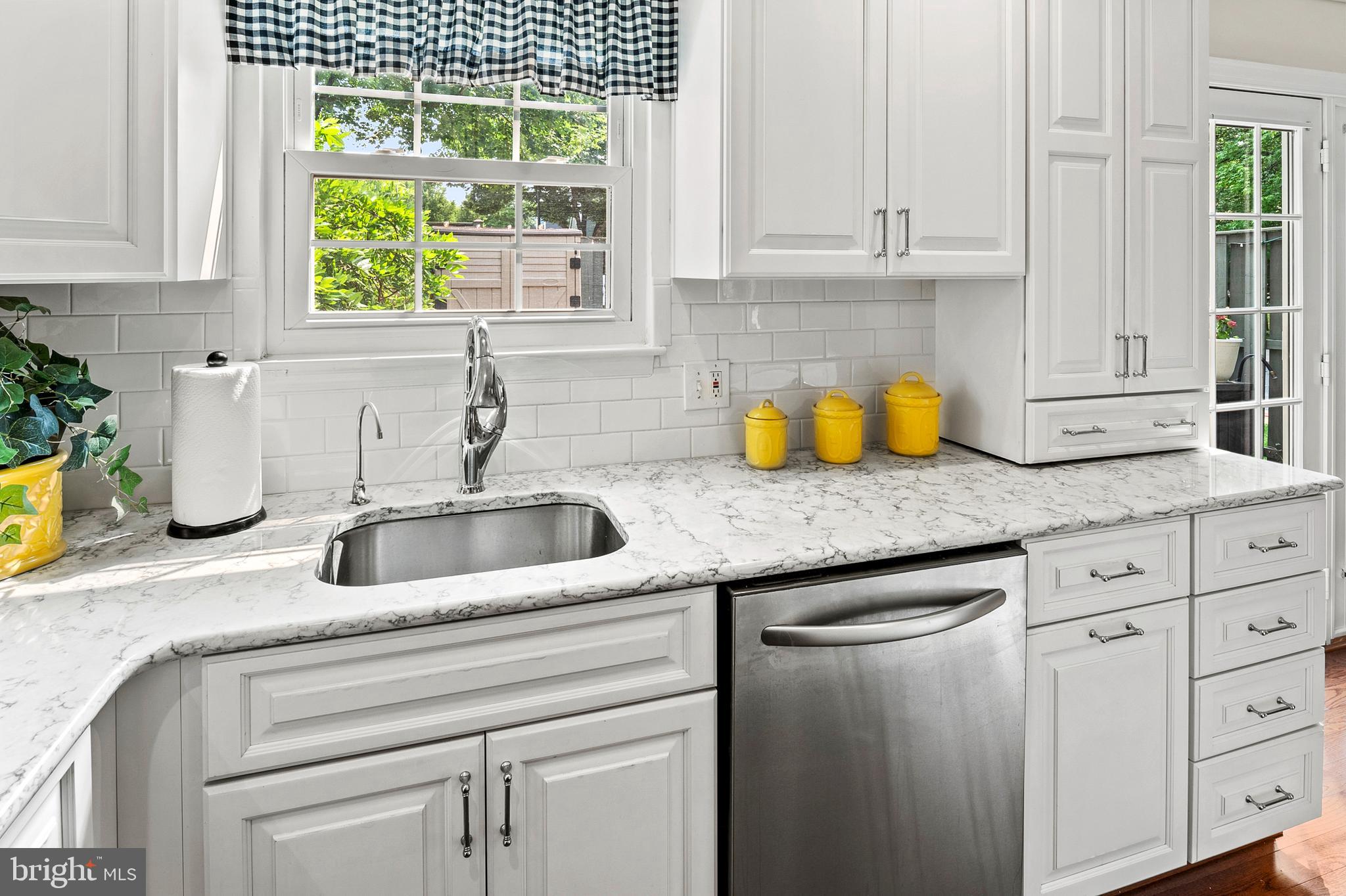 MARINERS LANDING - Residential