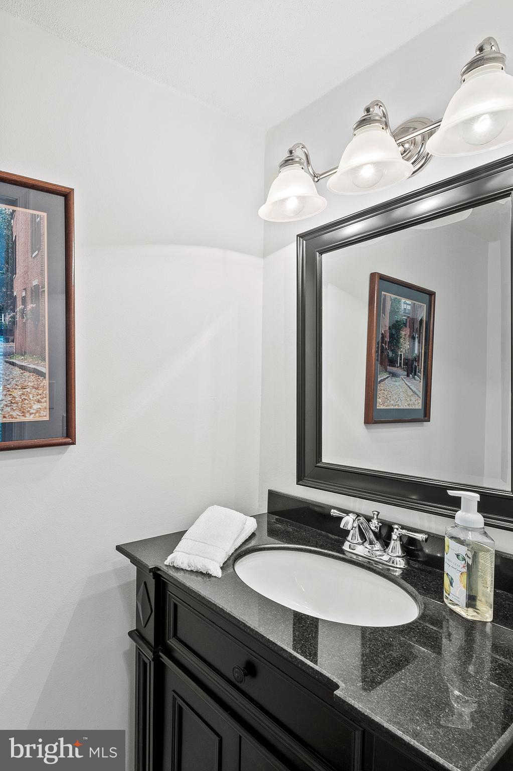 MARINERS LANDING - Residential