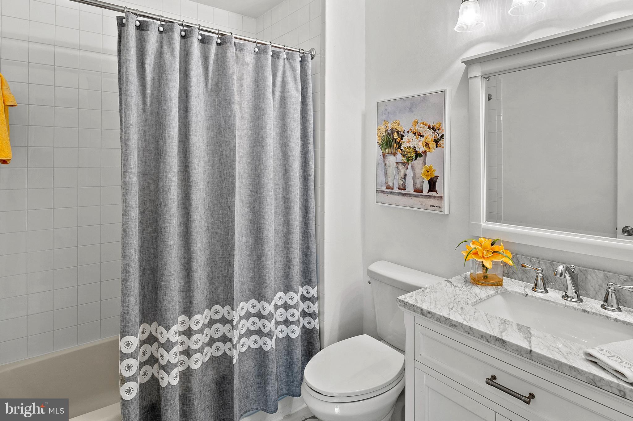 MARINERS LANDING - Residential