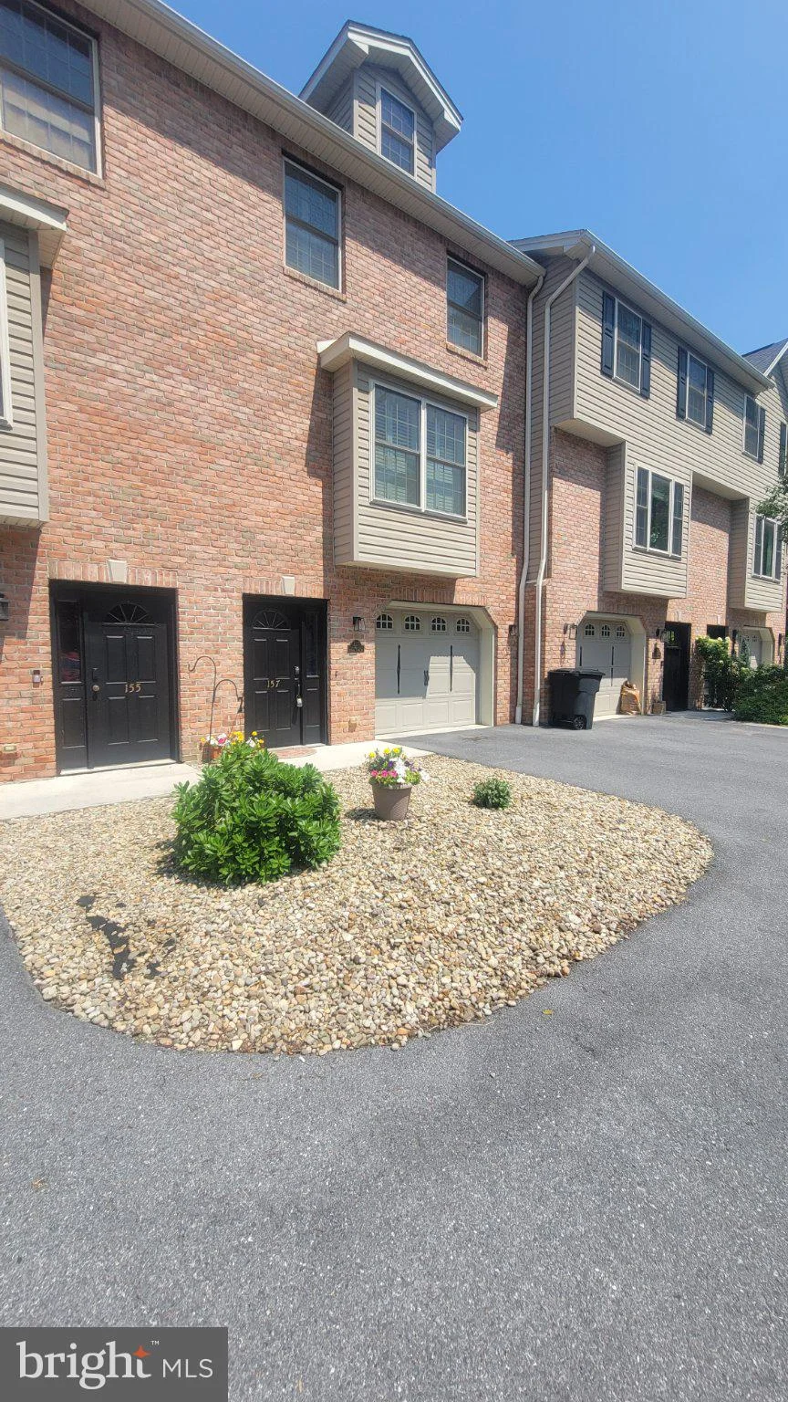 157 Sylvan Crest Drive