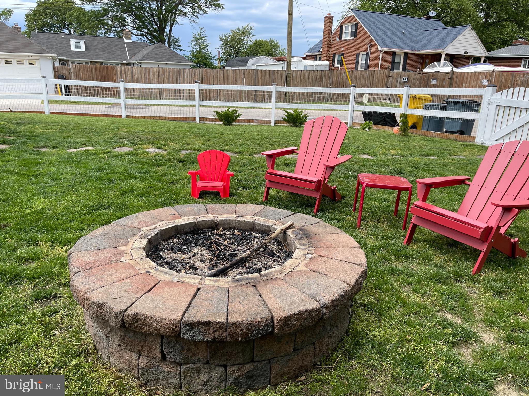 RIVIERA BEACH - Residential