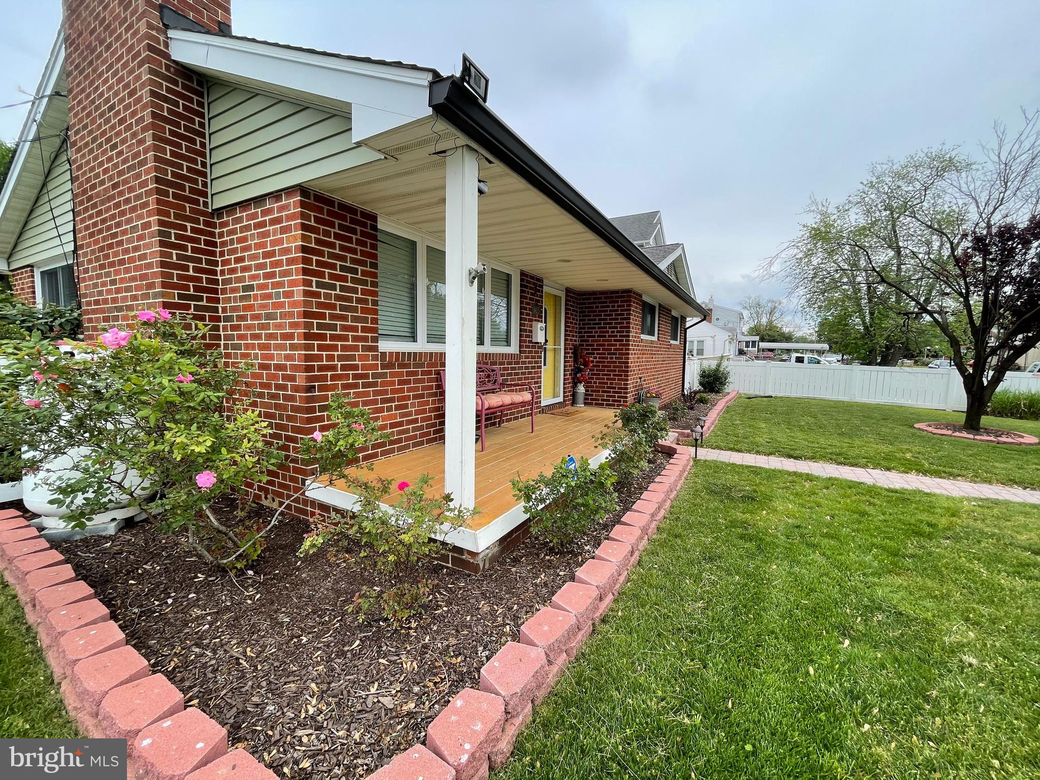 RIVIERA BEACH - Residential