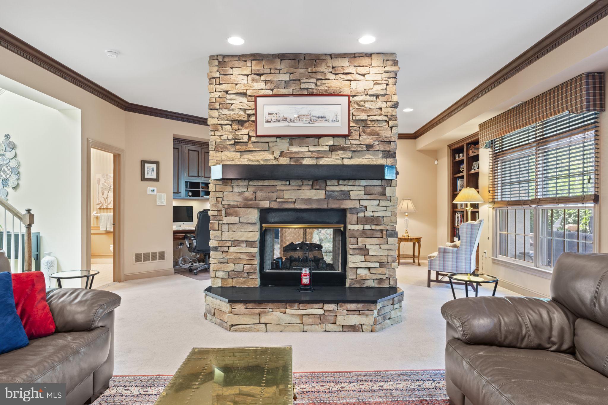 STONE RIDGE - Residential