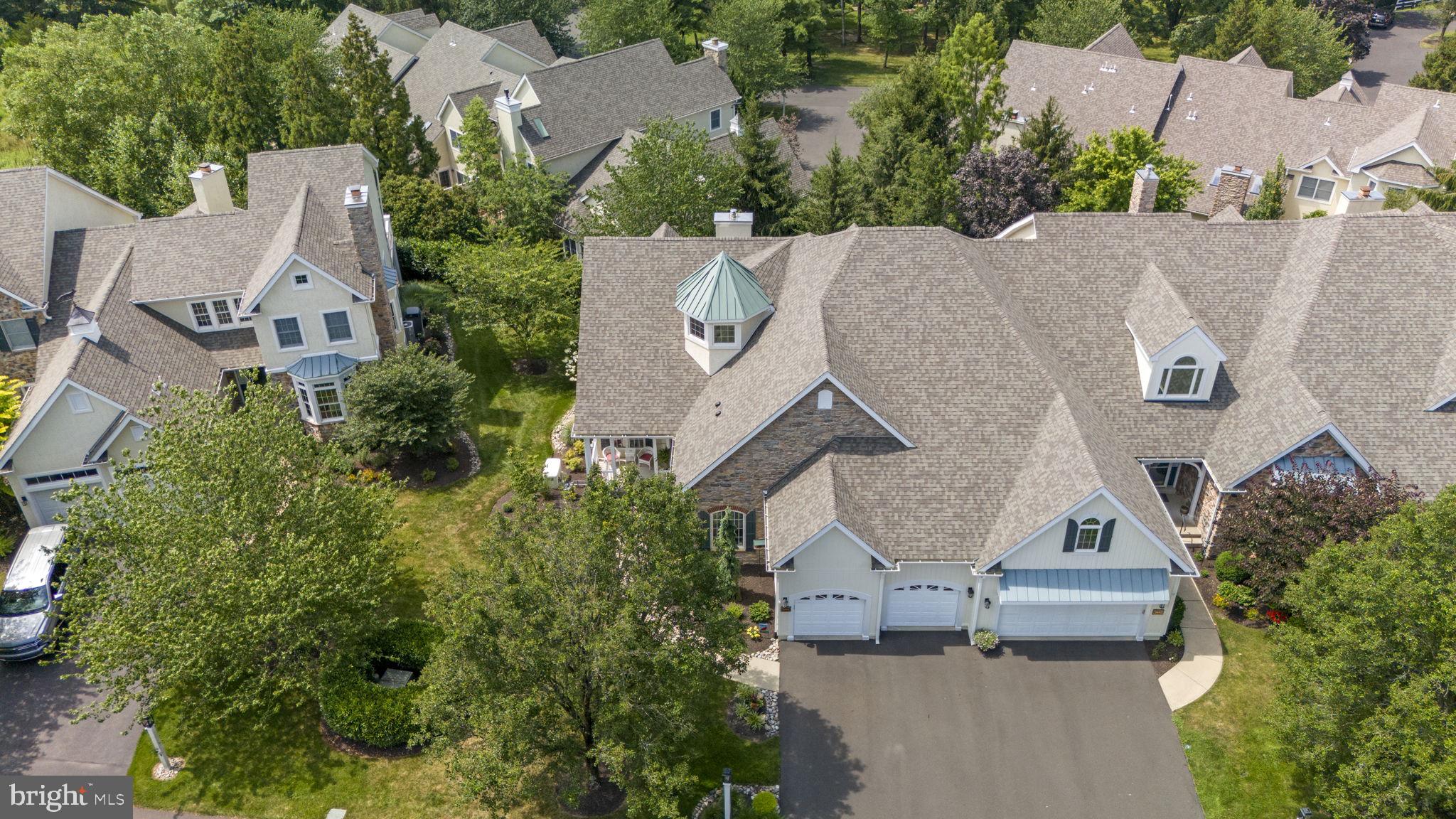 STONE RIDGE - Residential