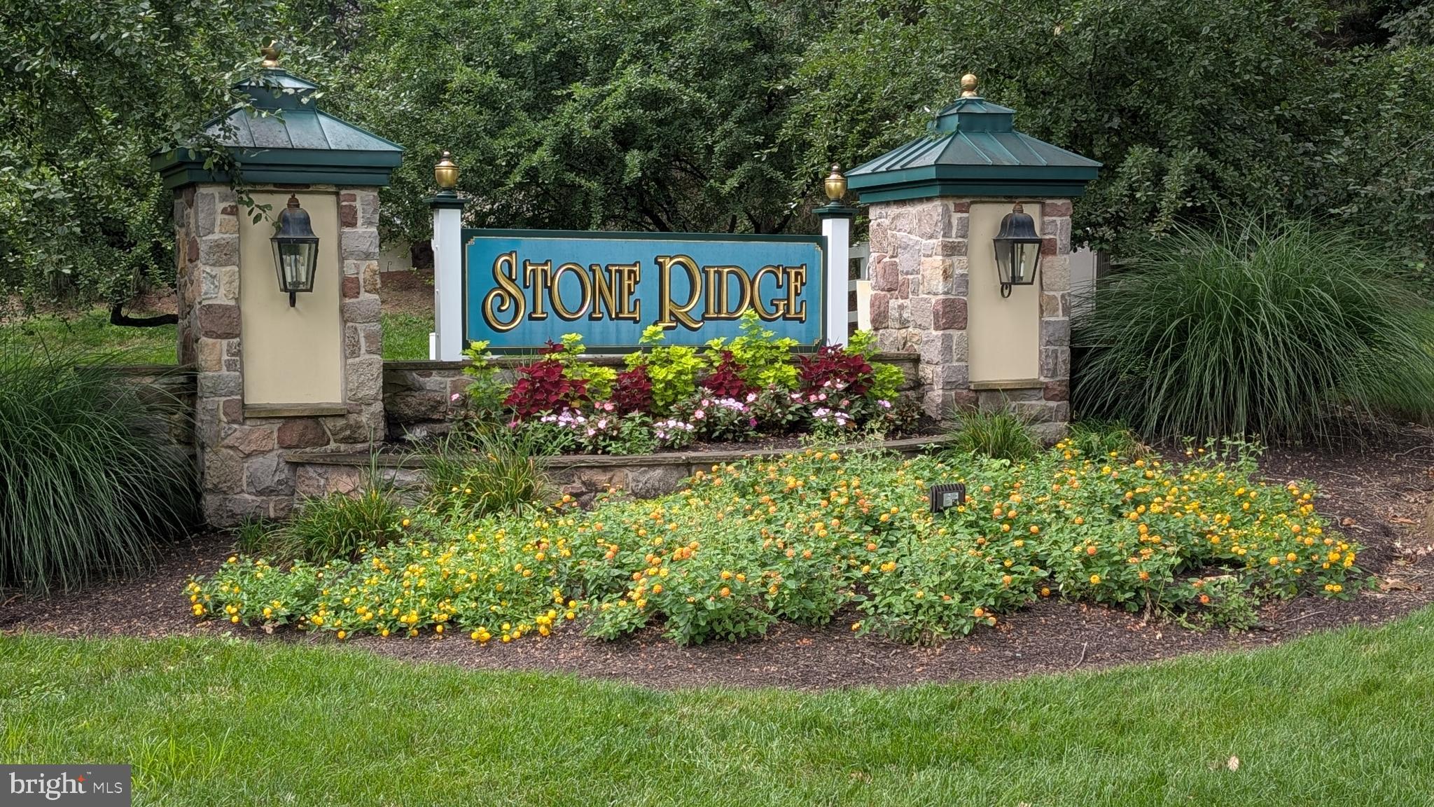 STONE RIDGE - Residential