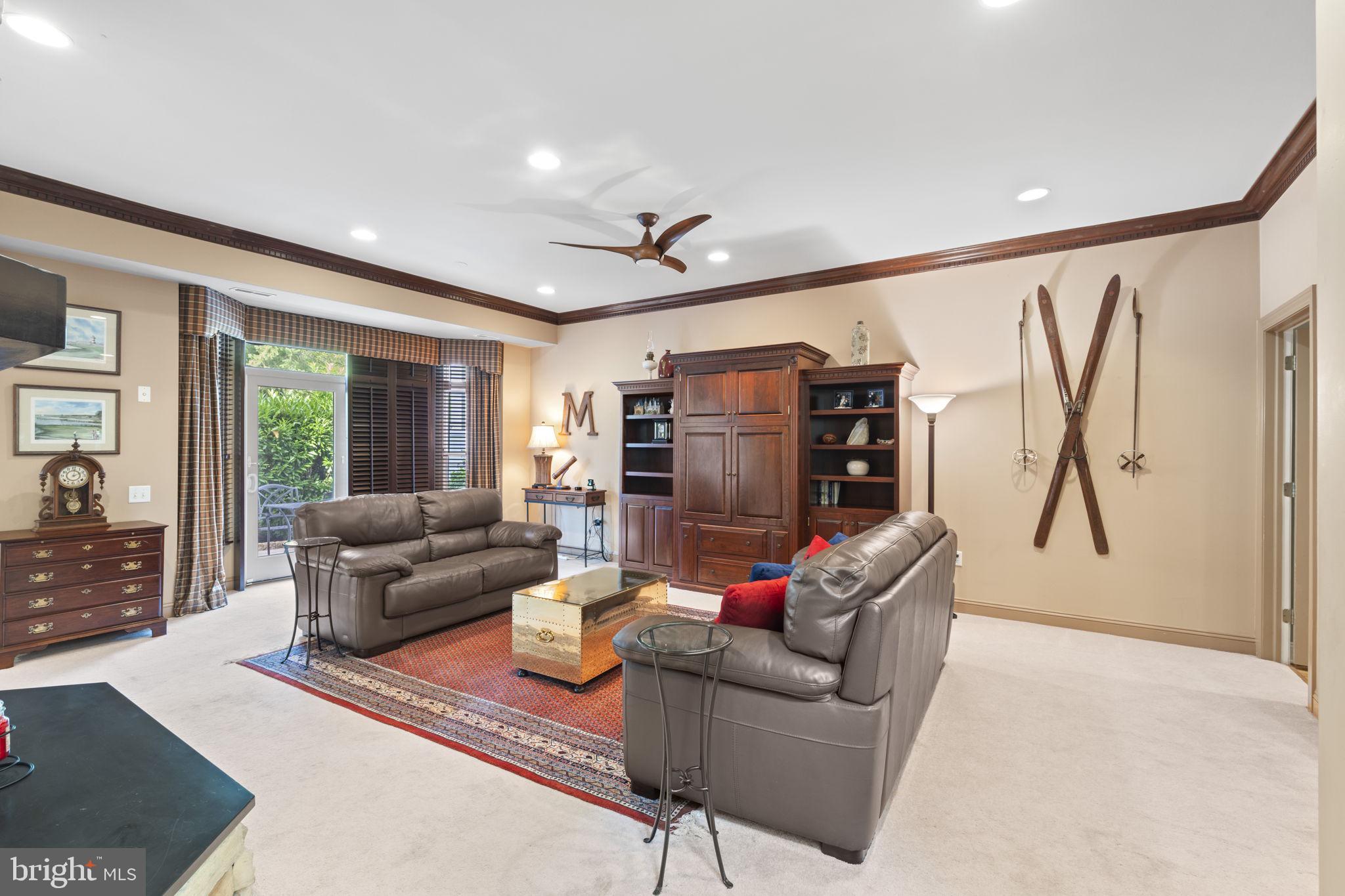 STONE RIDGE - Residential