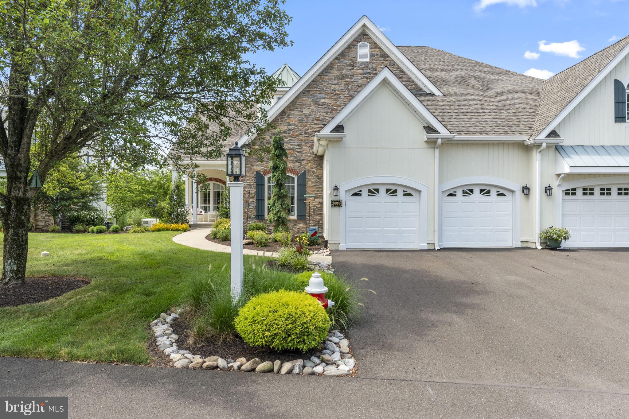 STONE RIDGE - Residential