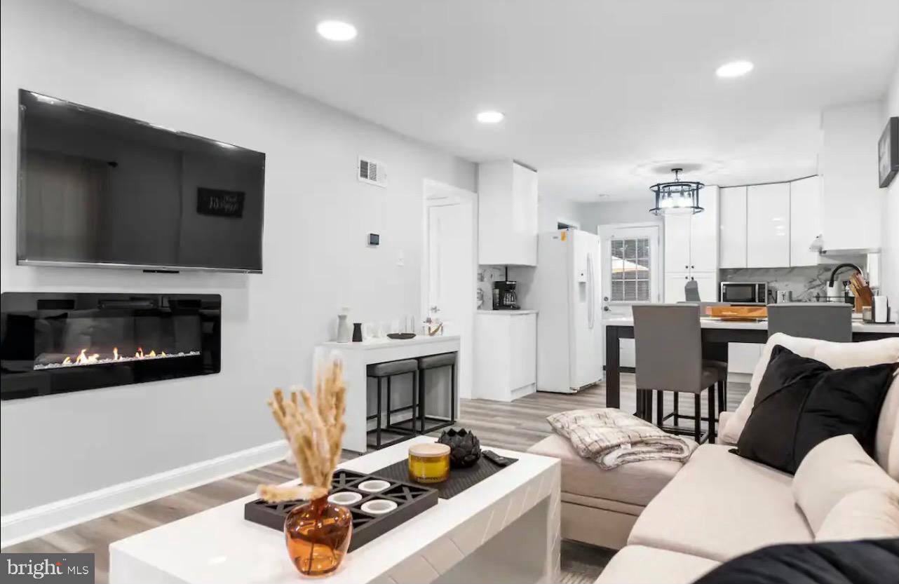 LYONHURST - Residential Lease