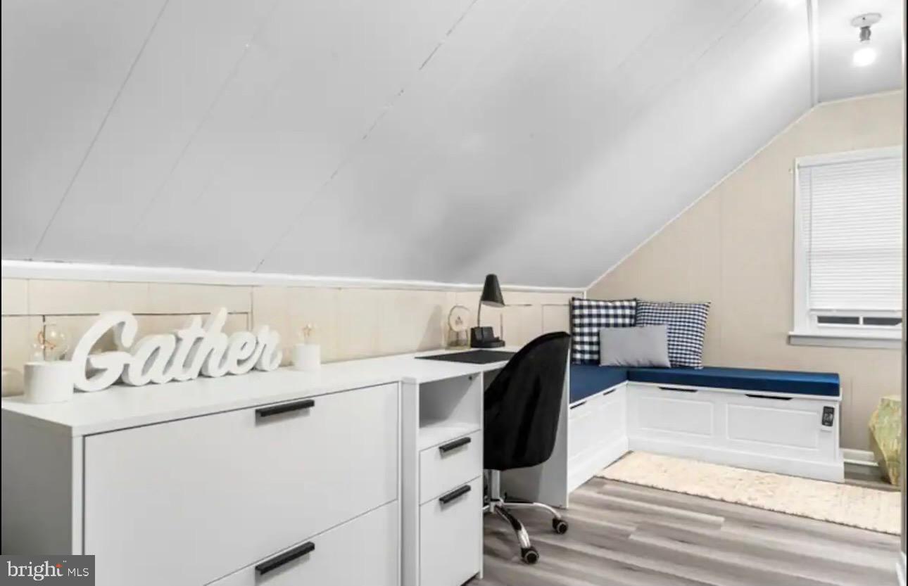 LYONHURST - Residential Lease