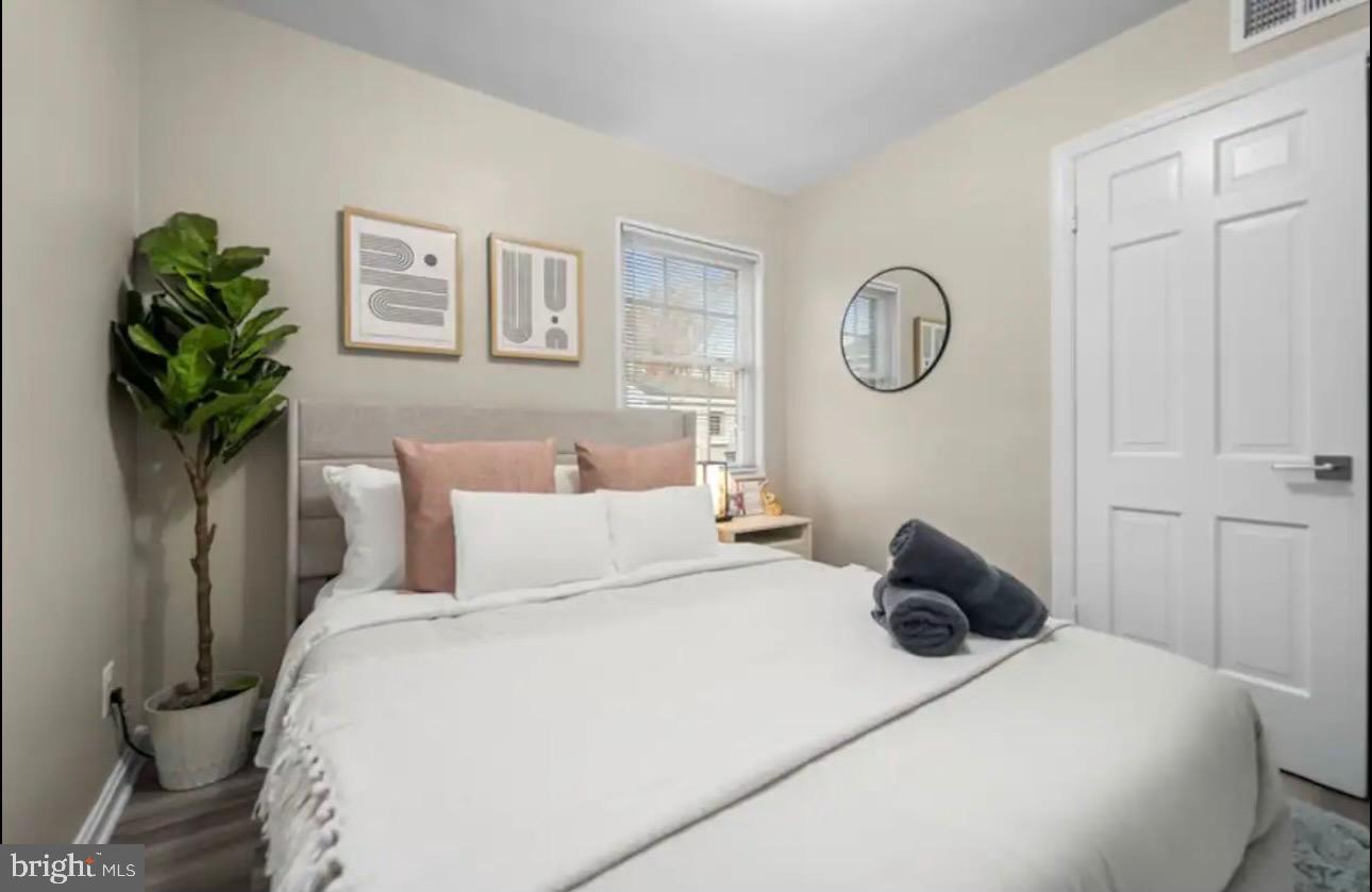 LYONHURST - Residential Lease