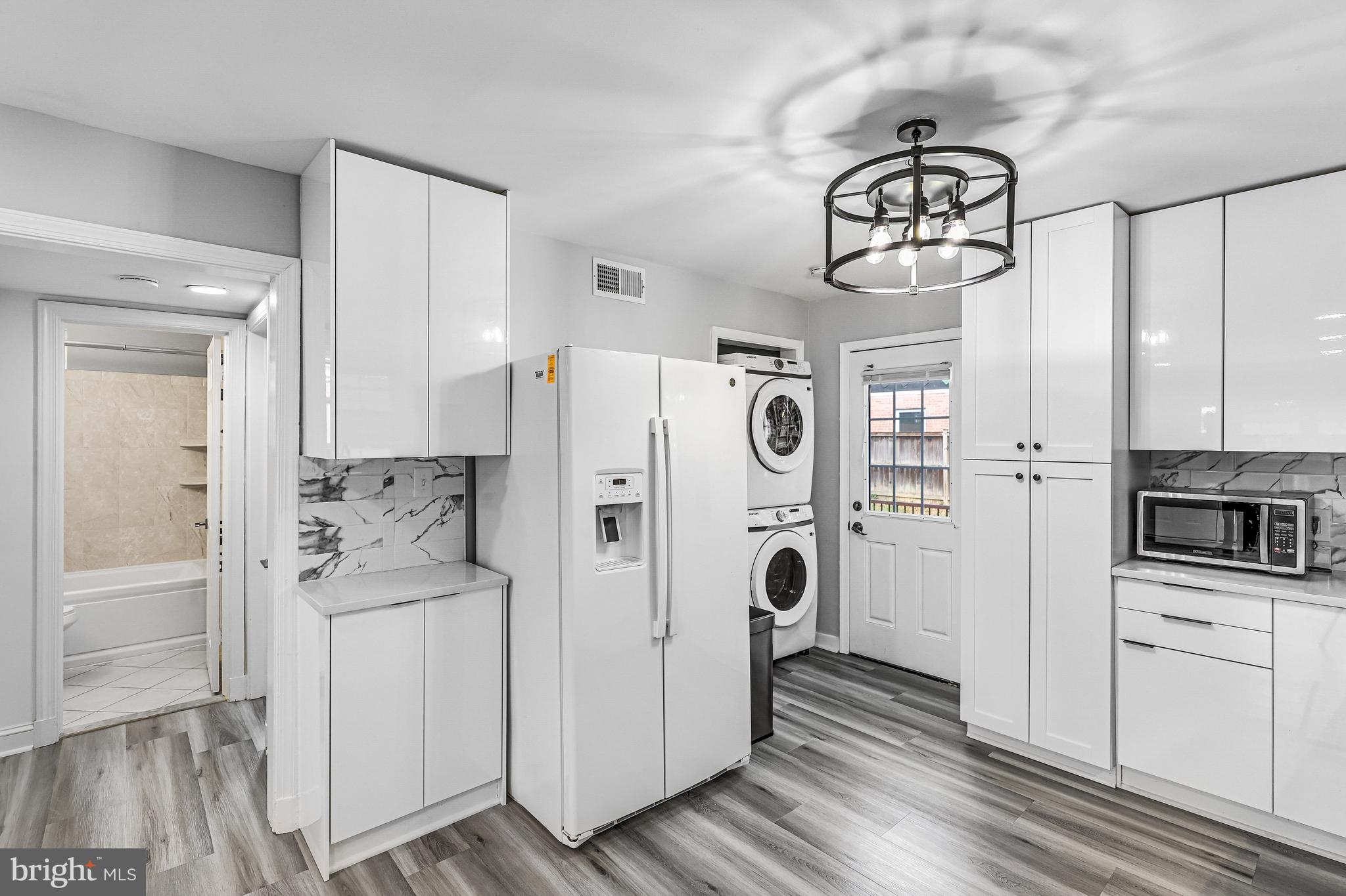 LYONHURST - Residential Lease