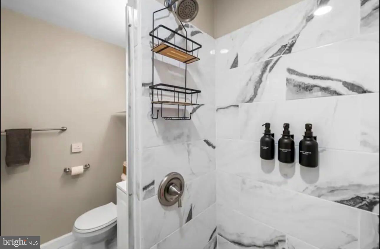 LYONHURST - Residential Lease