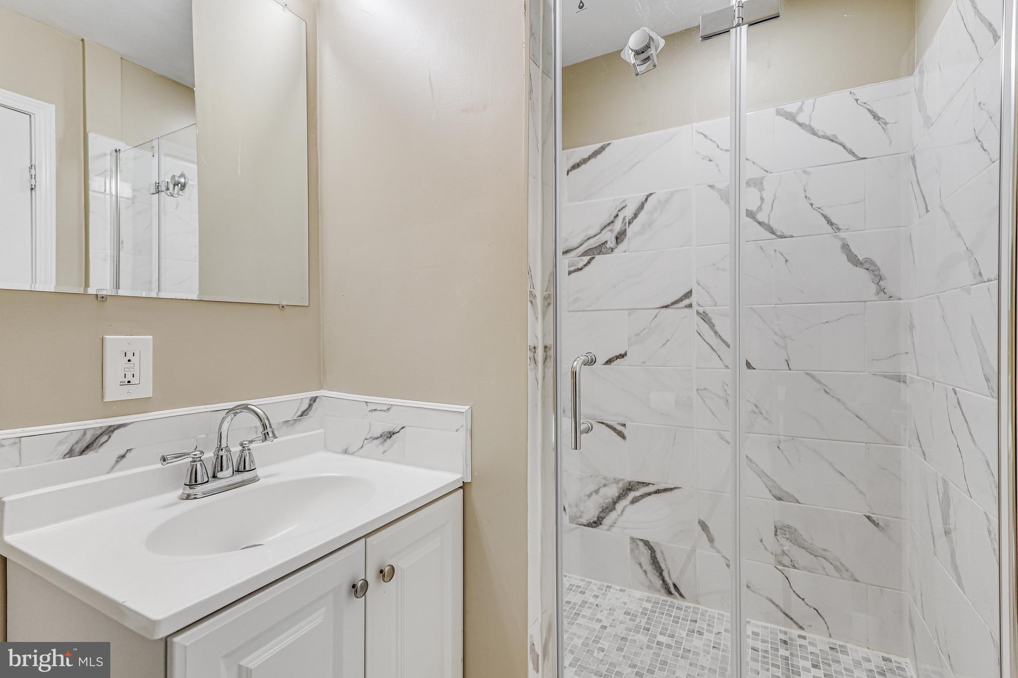 LYONHURST - Residential Lease