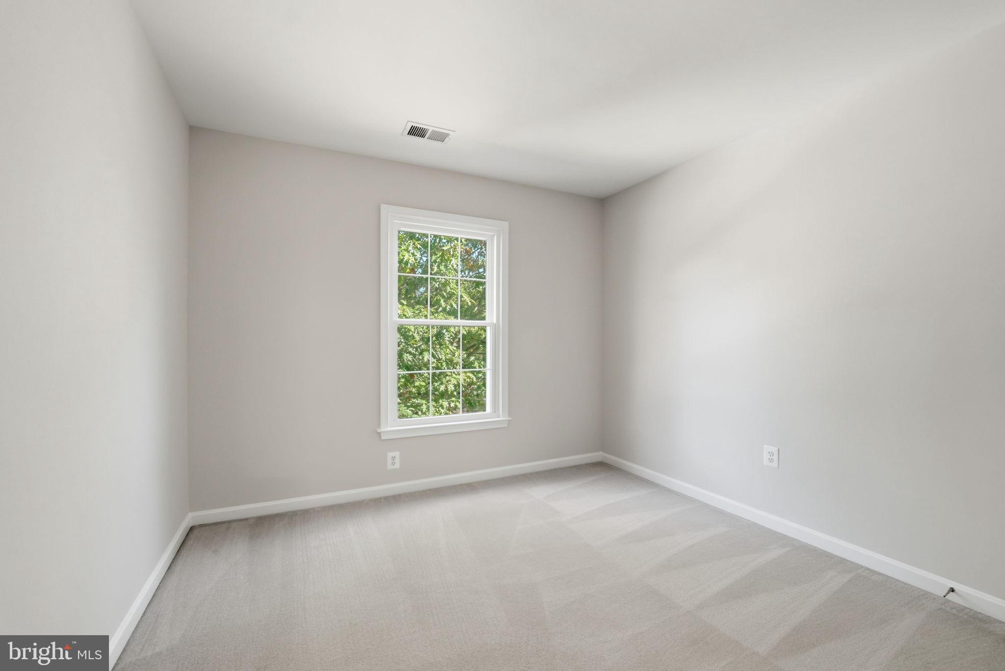 BROADLANDS - Residential