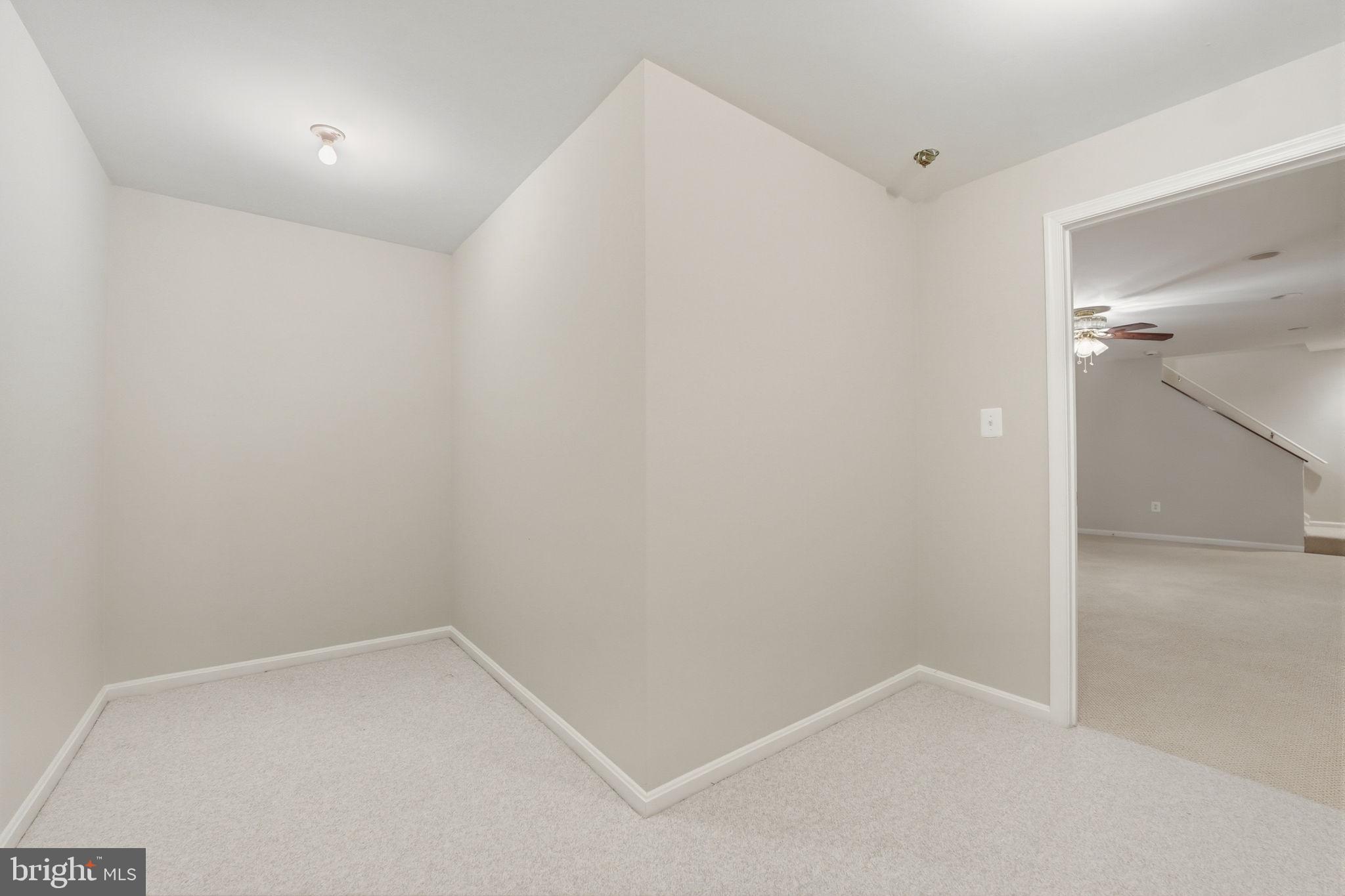 BROADLANDS - Residential