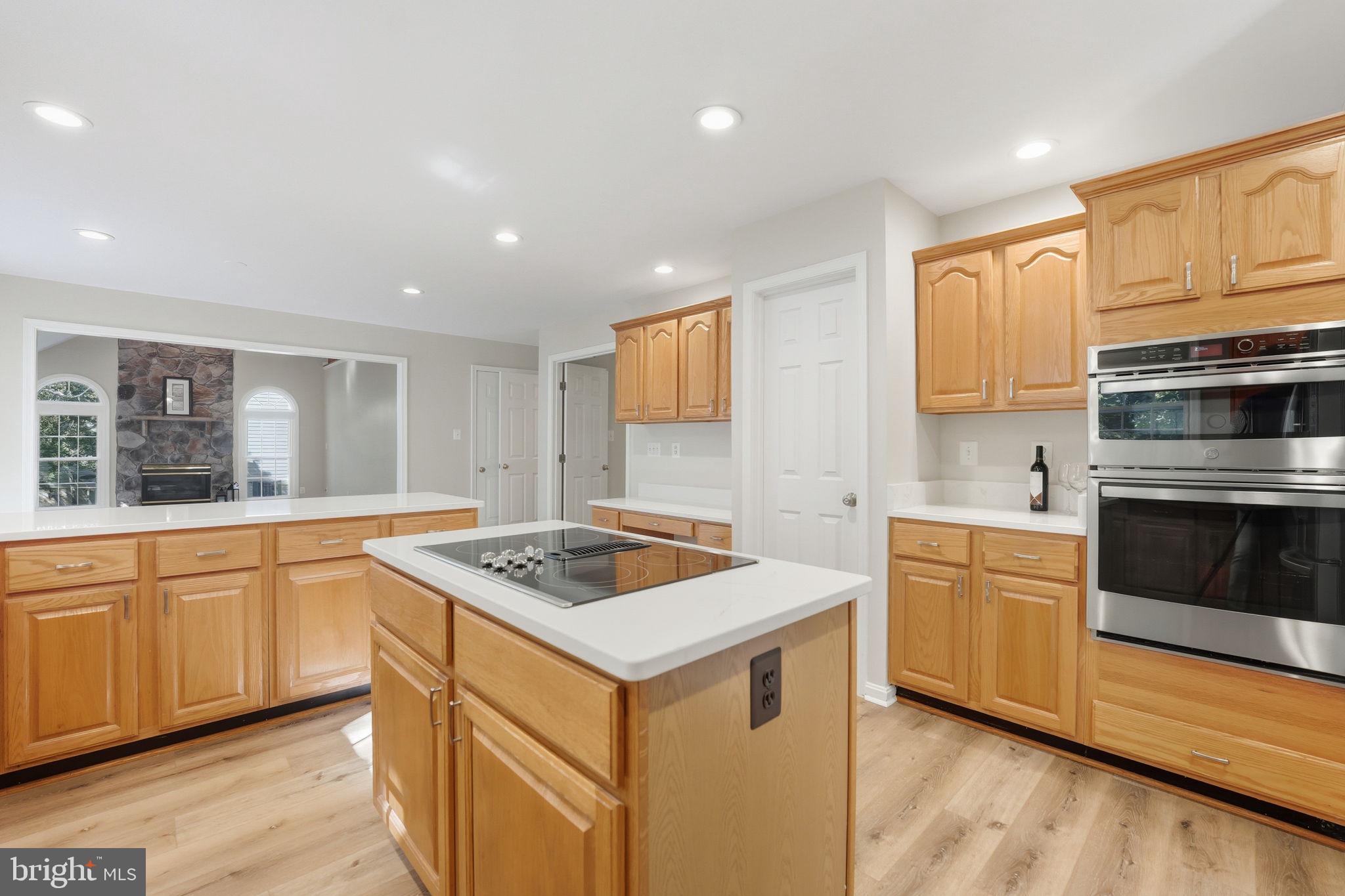 BROADLANDS - Residential