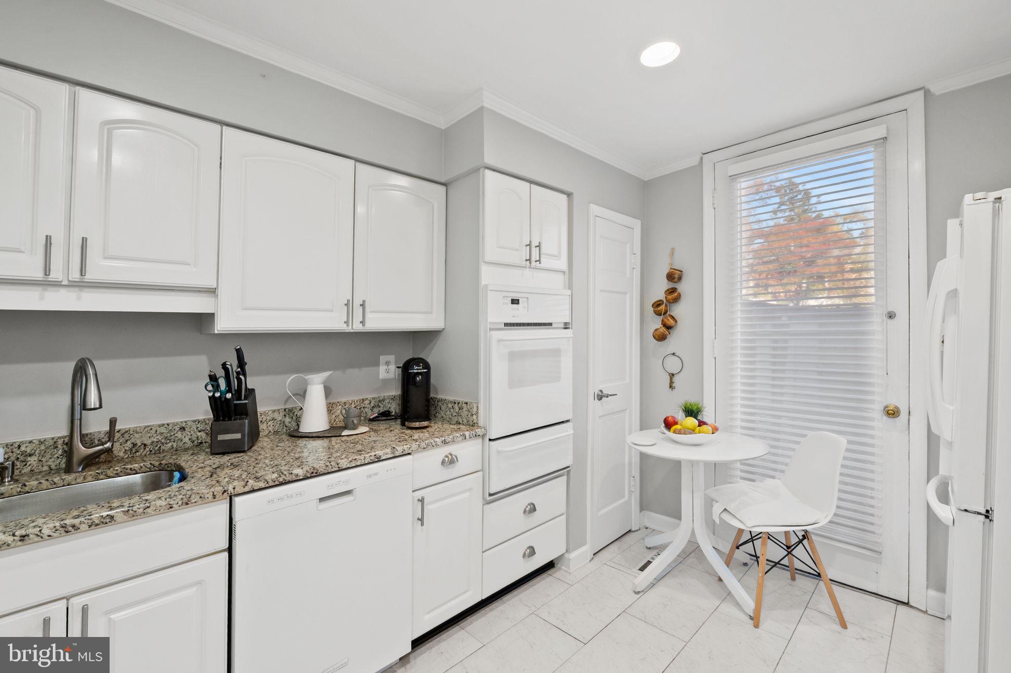 CROSS KEYS - Residential