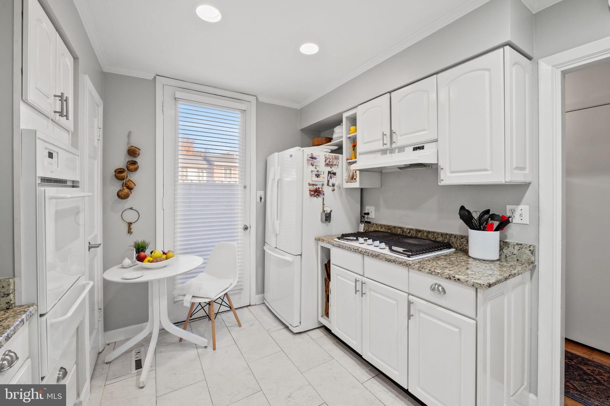 CROSS KEYS - Residential