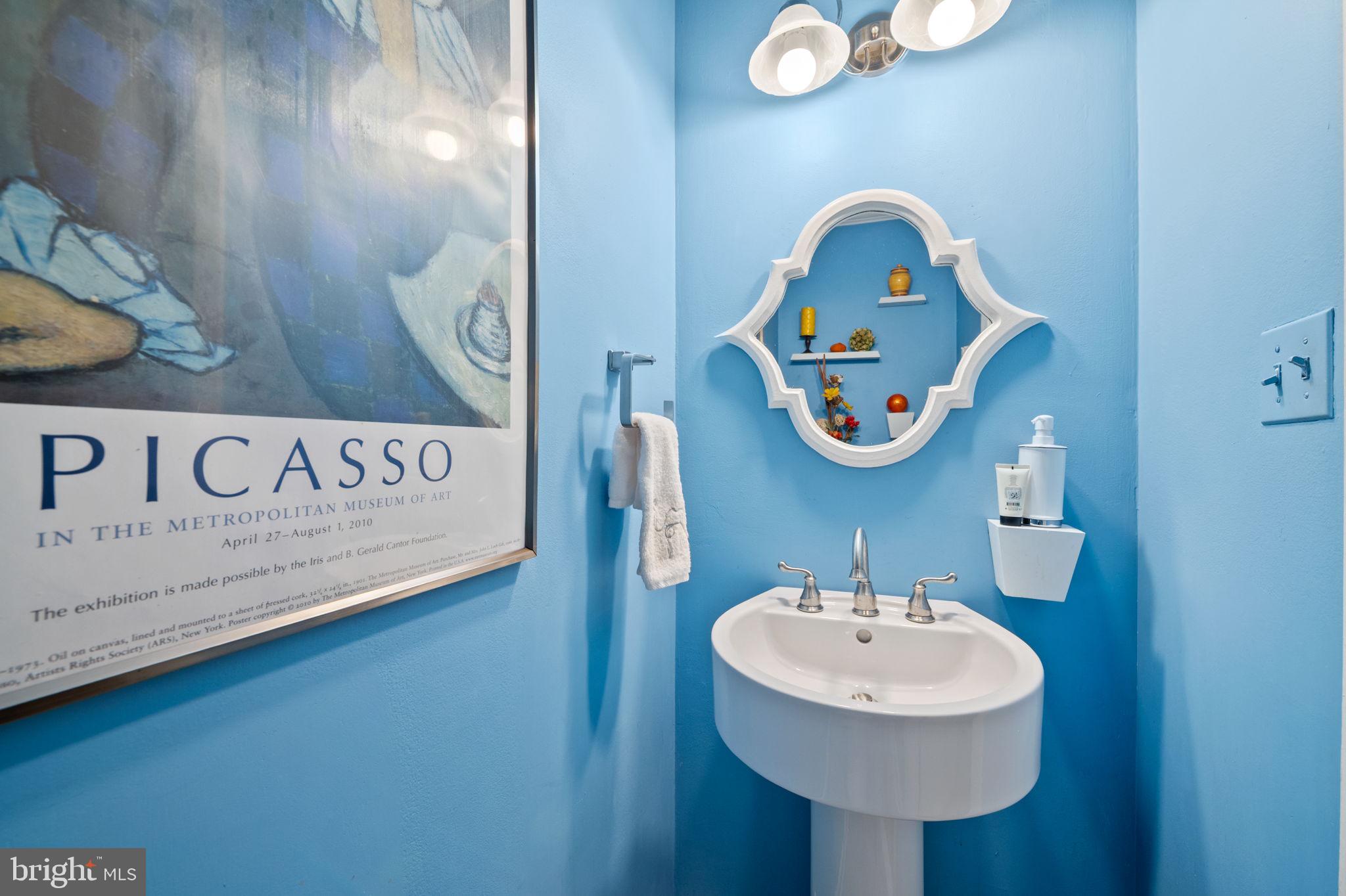 CROSS KEYS - Residential