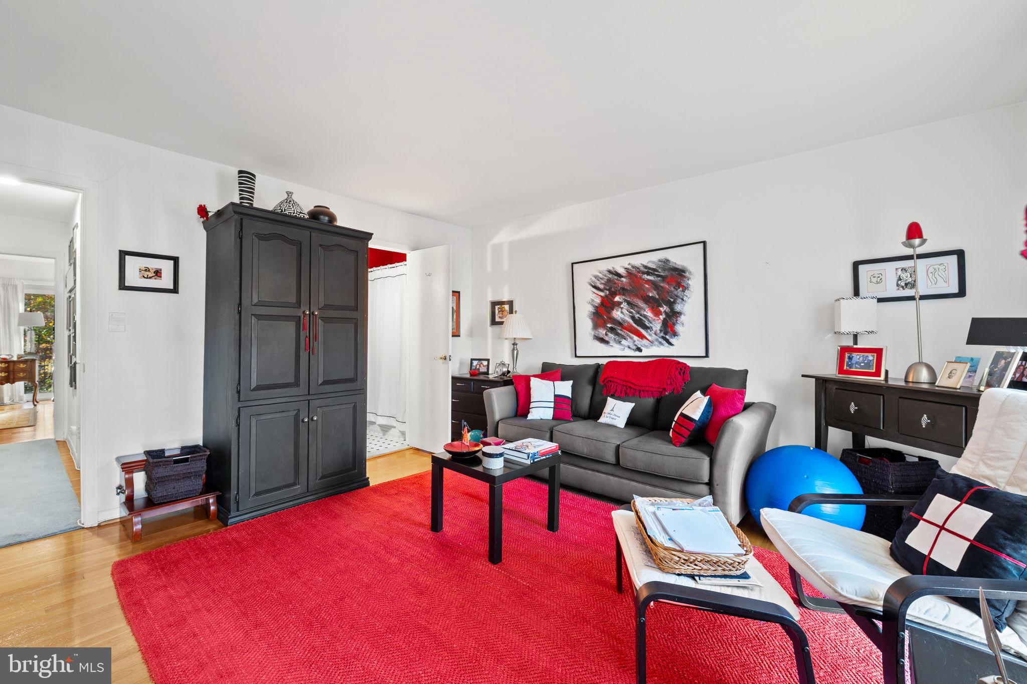 CROSS KEYS - Residential