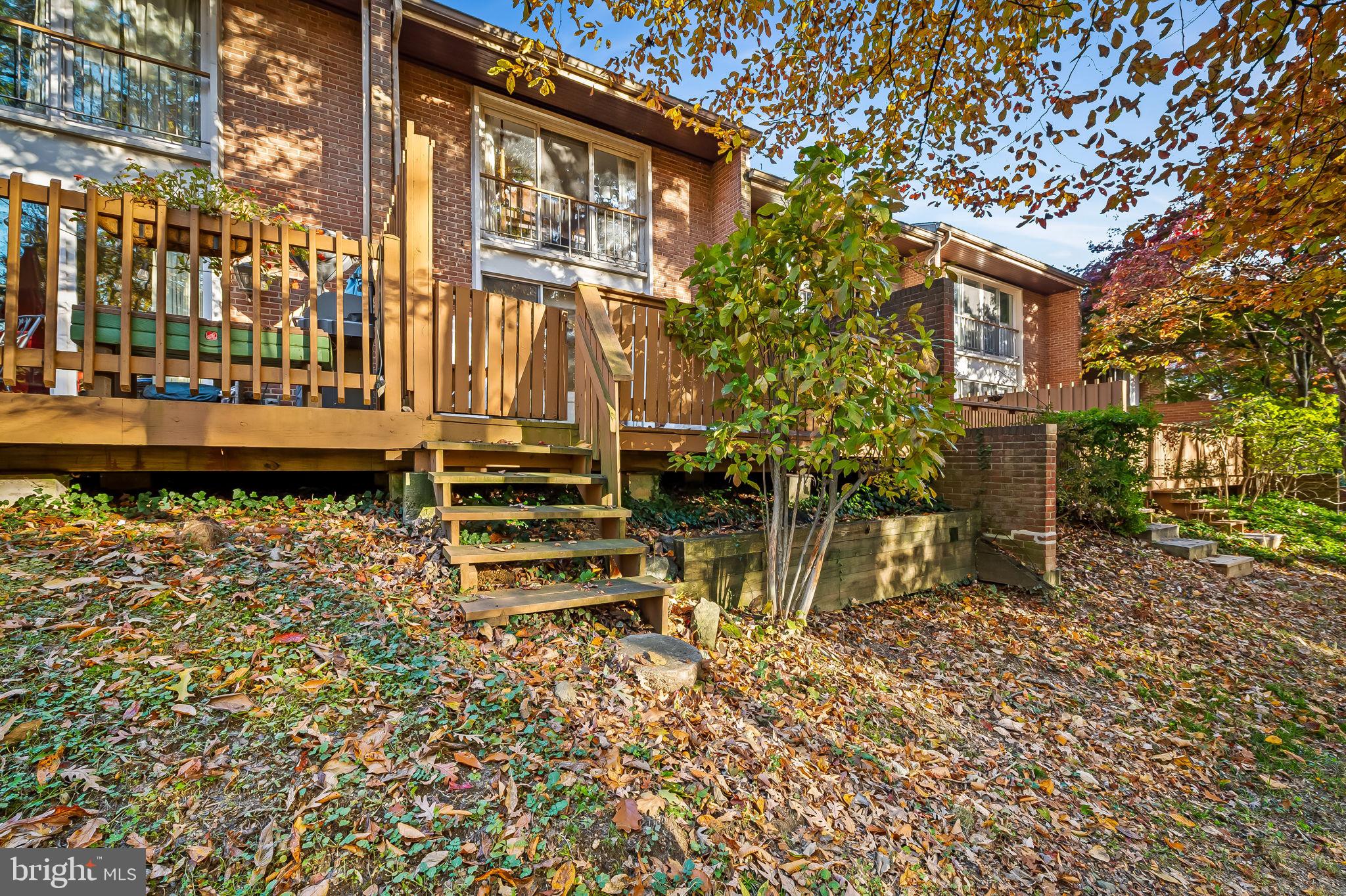 CROSS KEYS - Residential