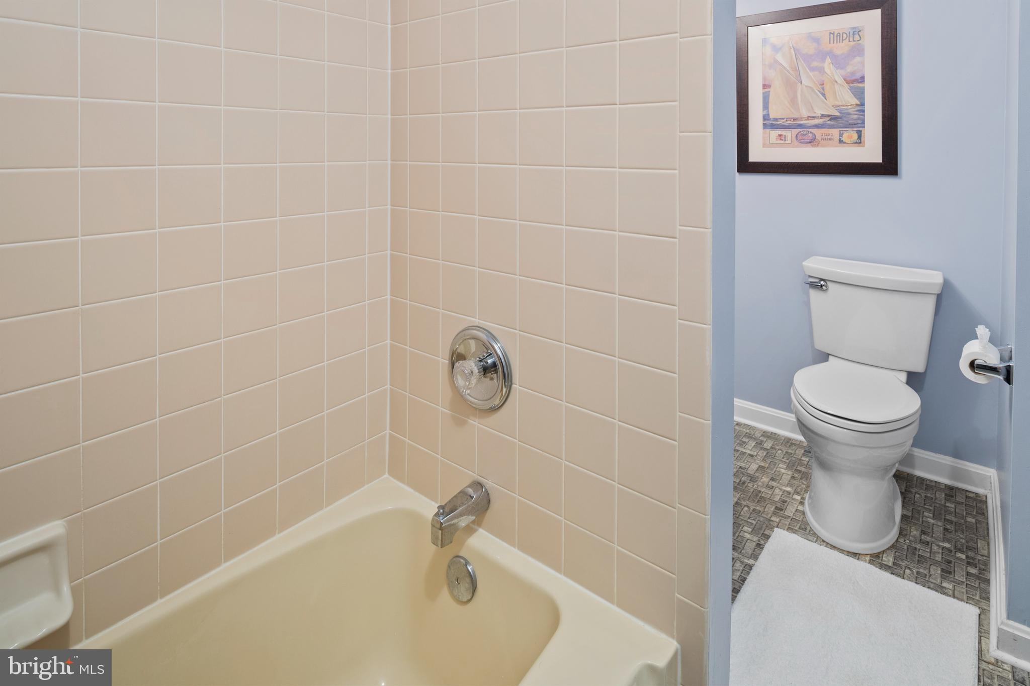 ELDERWOOD VILLAGE - Residential