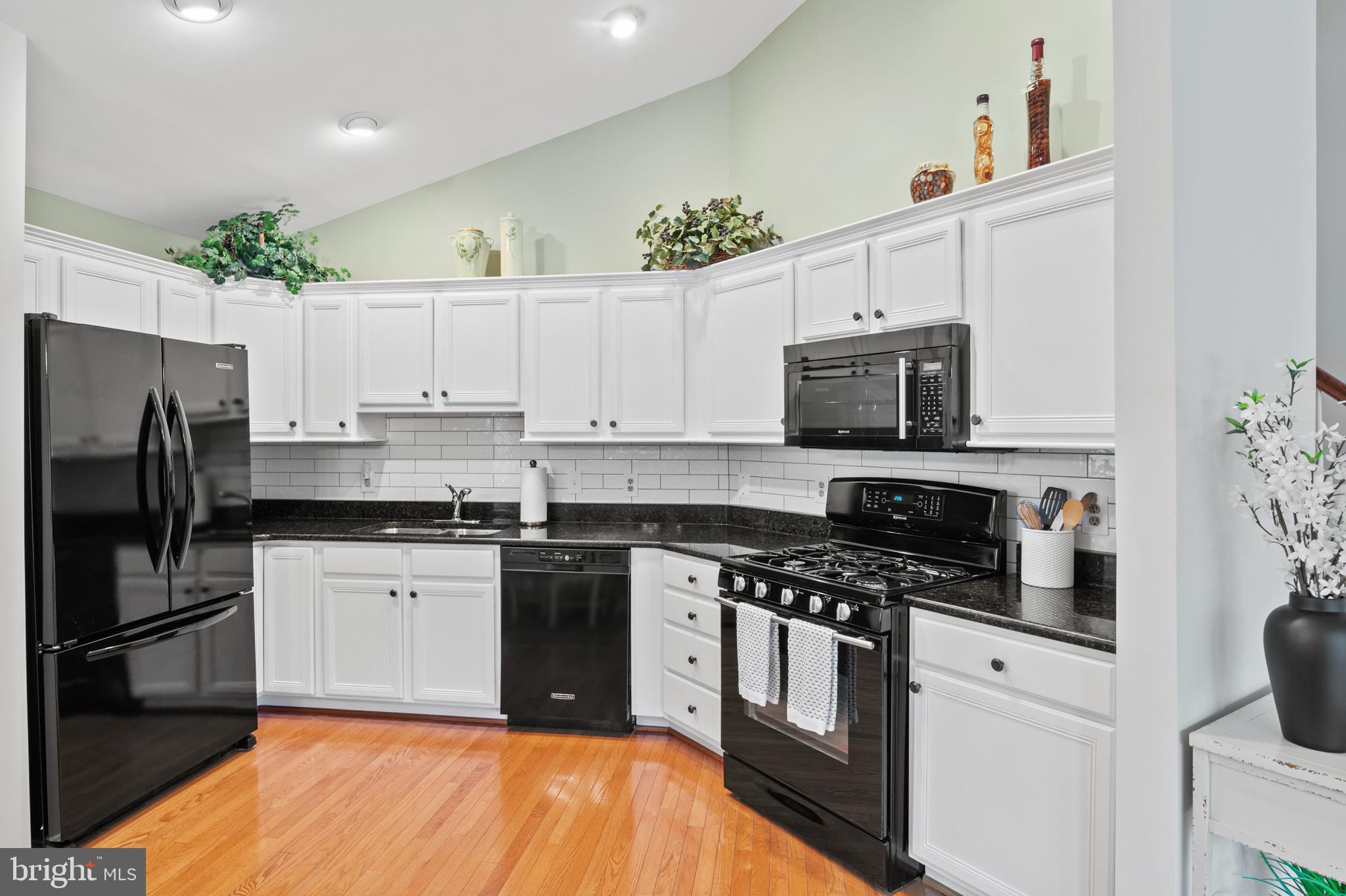 ELDERWOOD VILLAGE - Residential