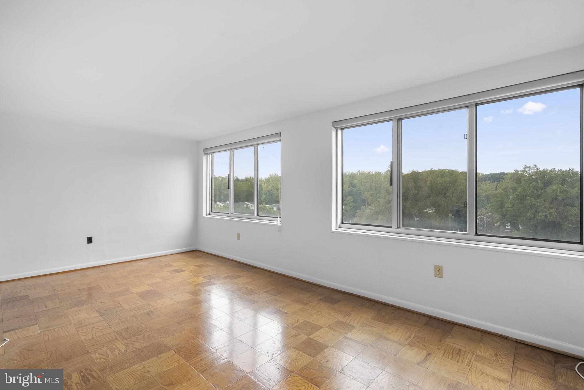 10201 GROSVENOR PLACE 1008