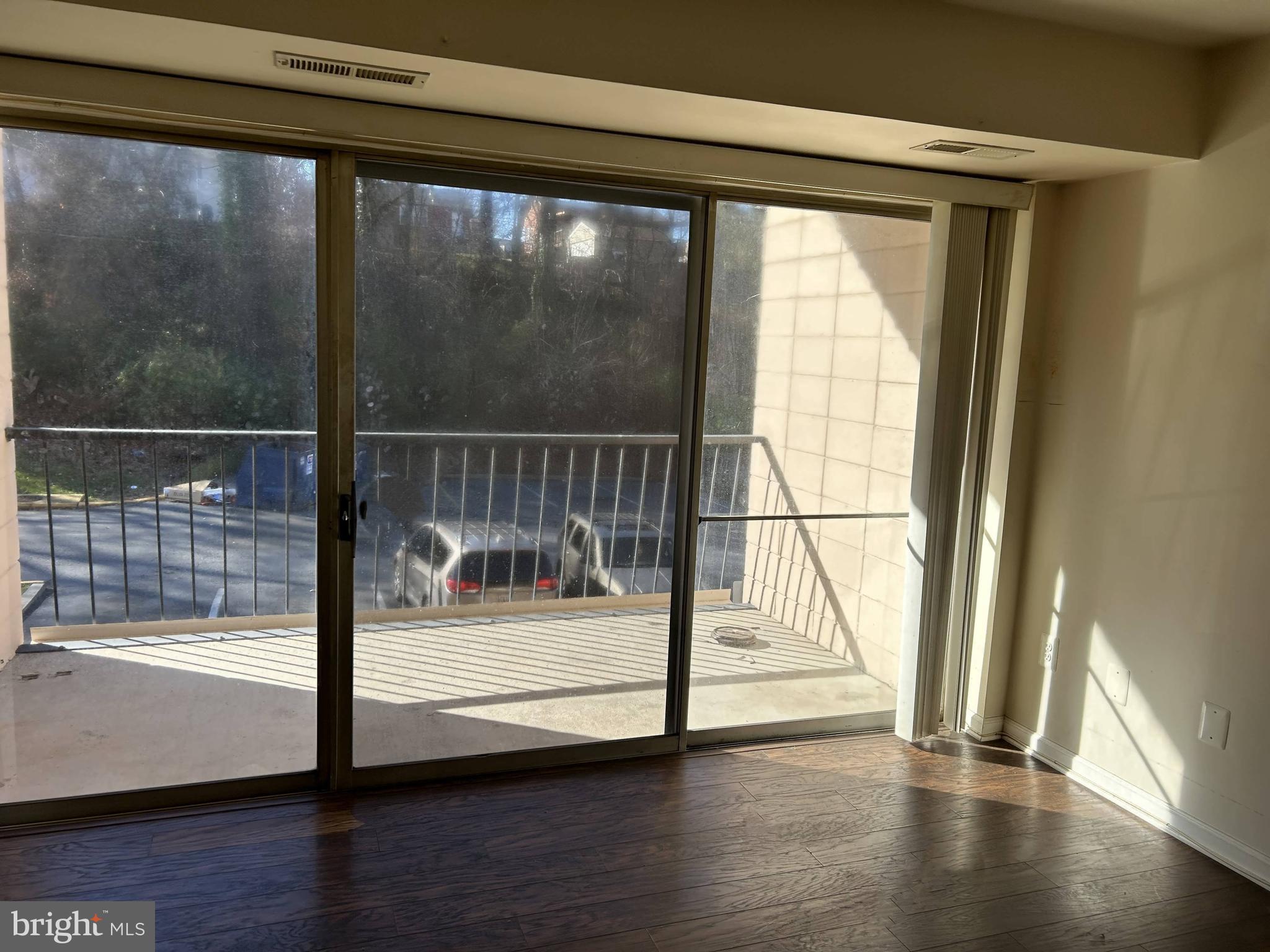 FRENCHMANS CREEK - Residential