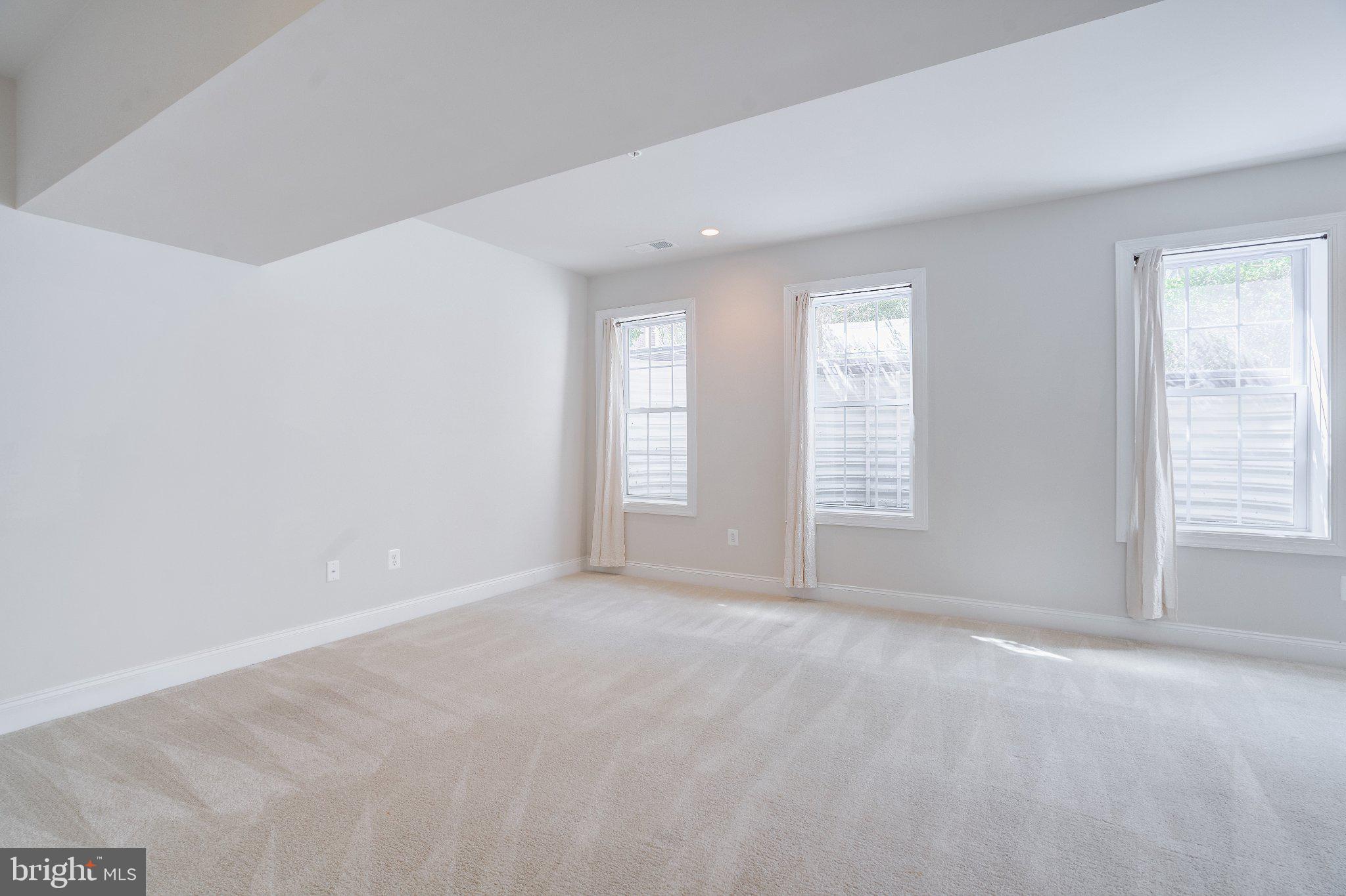 THE ENCLAVE AT ARUNDEL PRESERVE - Residential