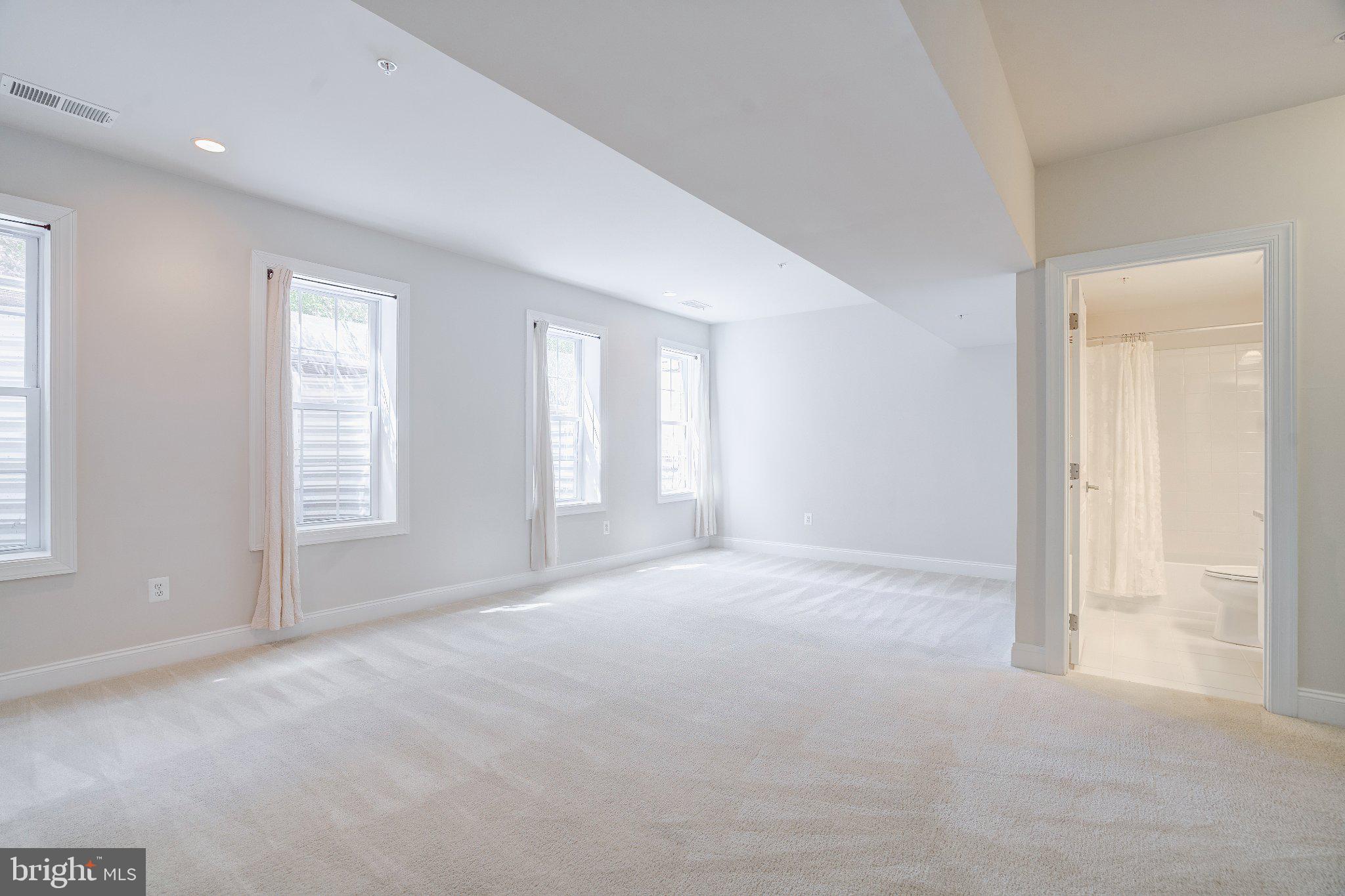 THE ENCLAVE AT ARUNDEL PRESERVE - Residential