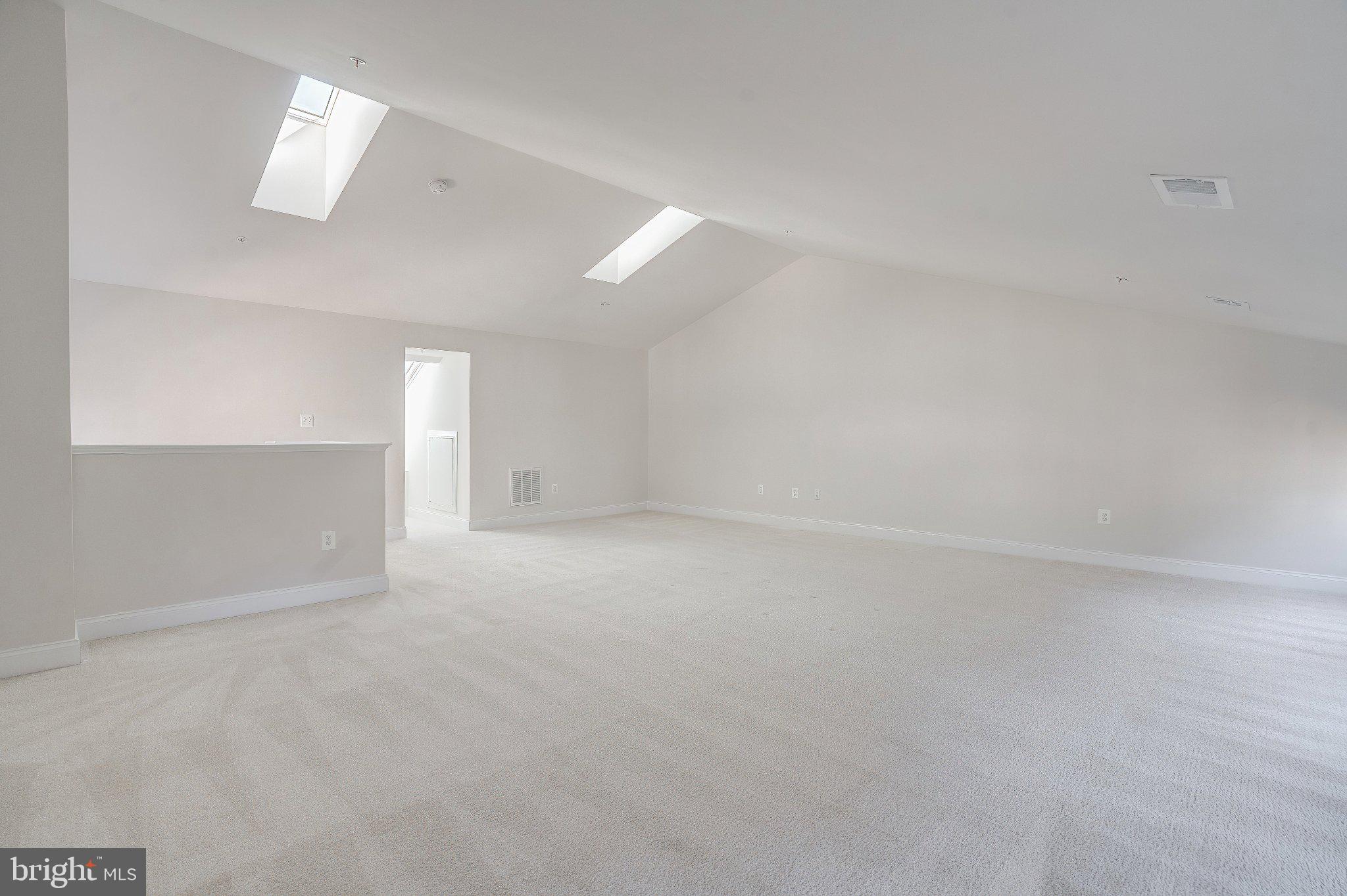 THE ENCLAVE AT ARUNDEL PRESERVE - Residential