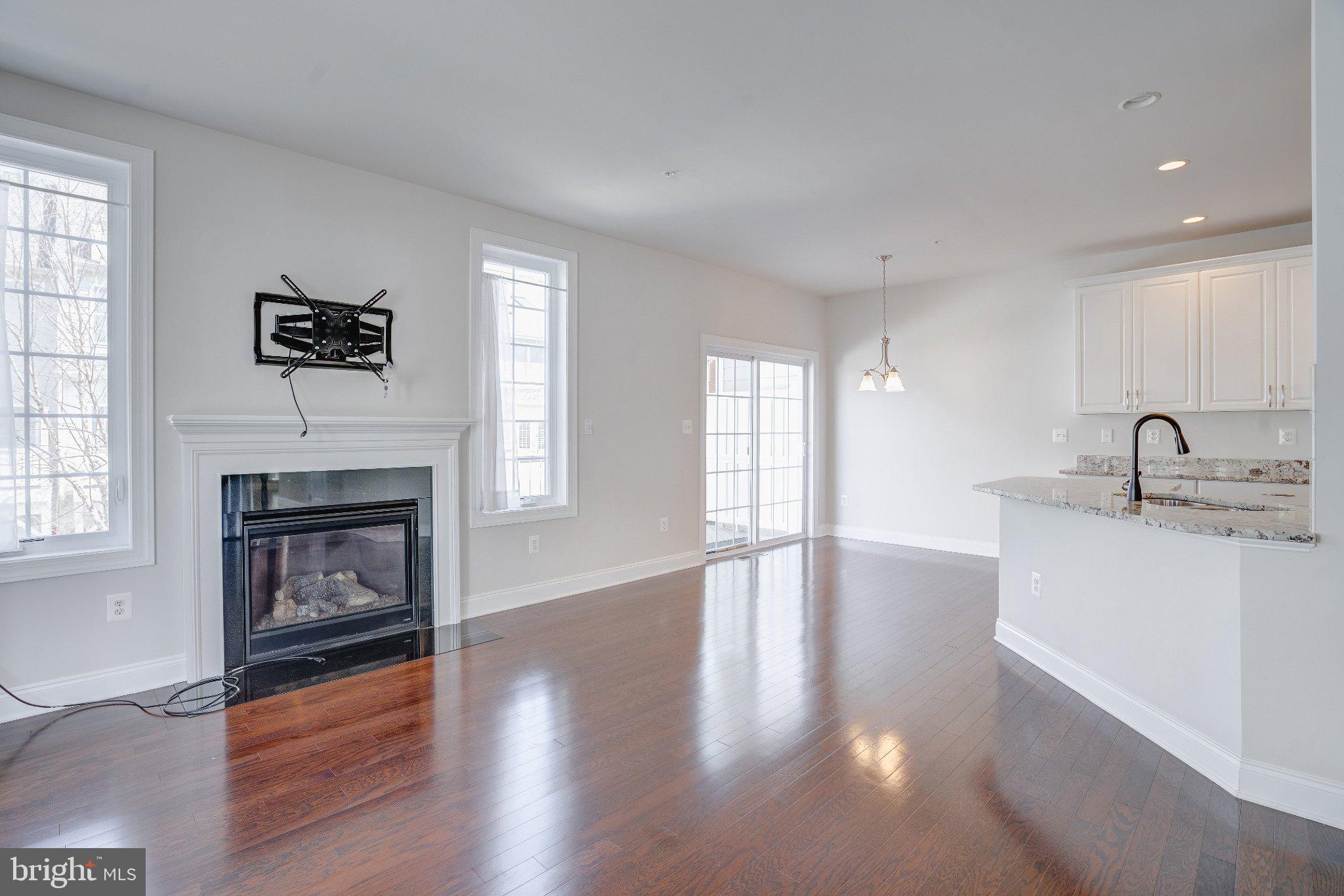 THE ENCLAVE AT ARUNDEL PRESERVE - Residential