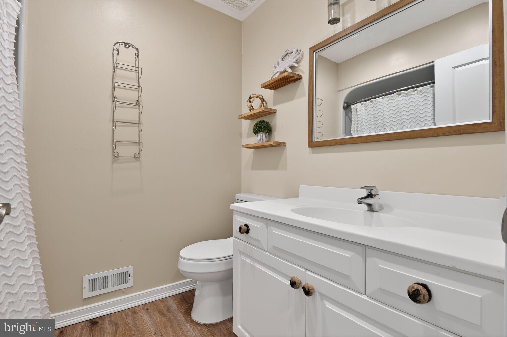 OCEAN CITY BAY AREA - Residential