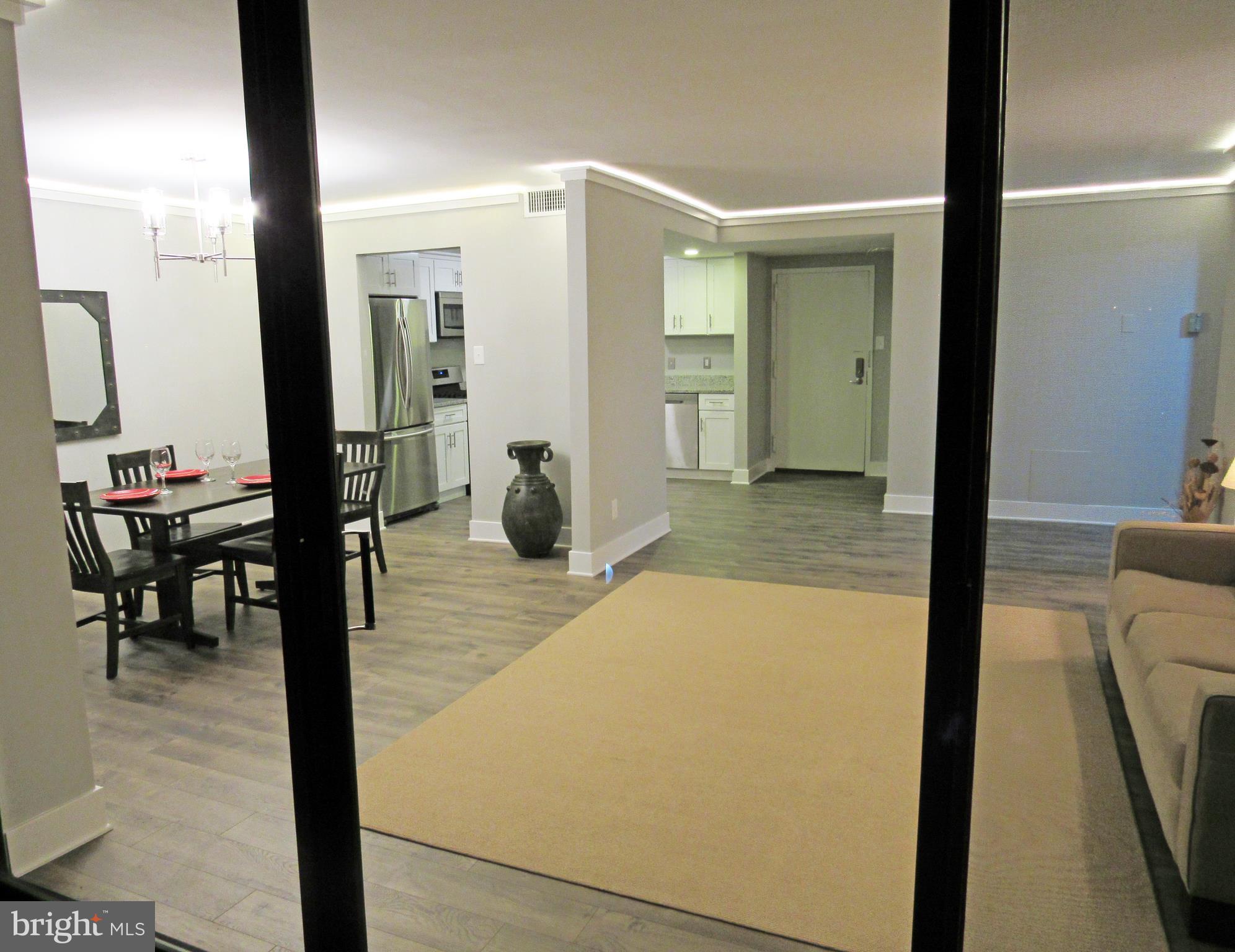 AMERICANA CENTRE - Residential