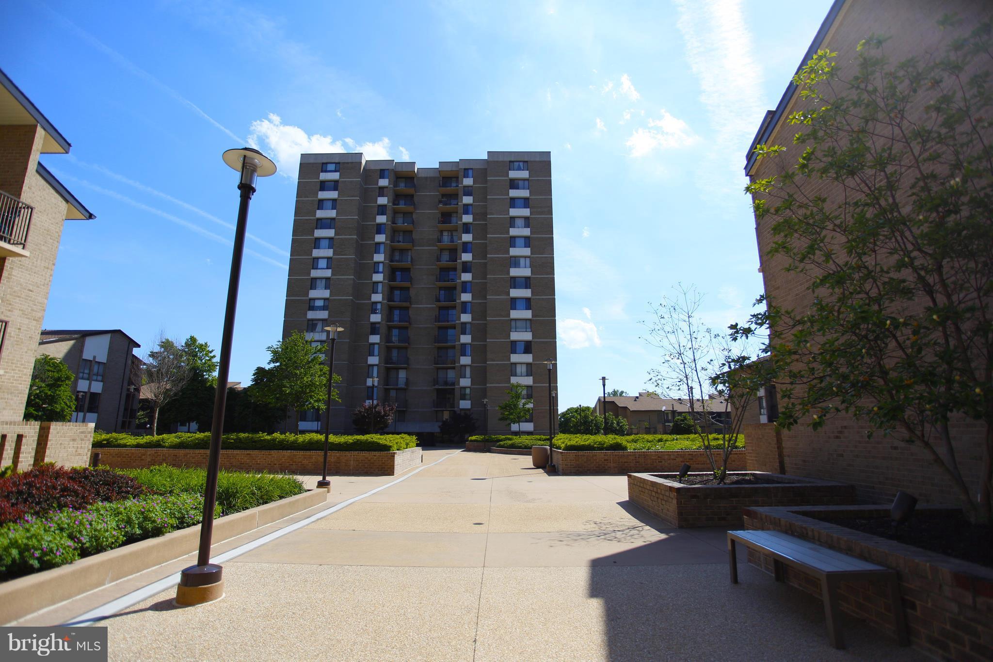 AMERICANA CENTRE - Residential