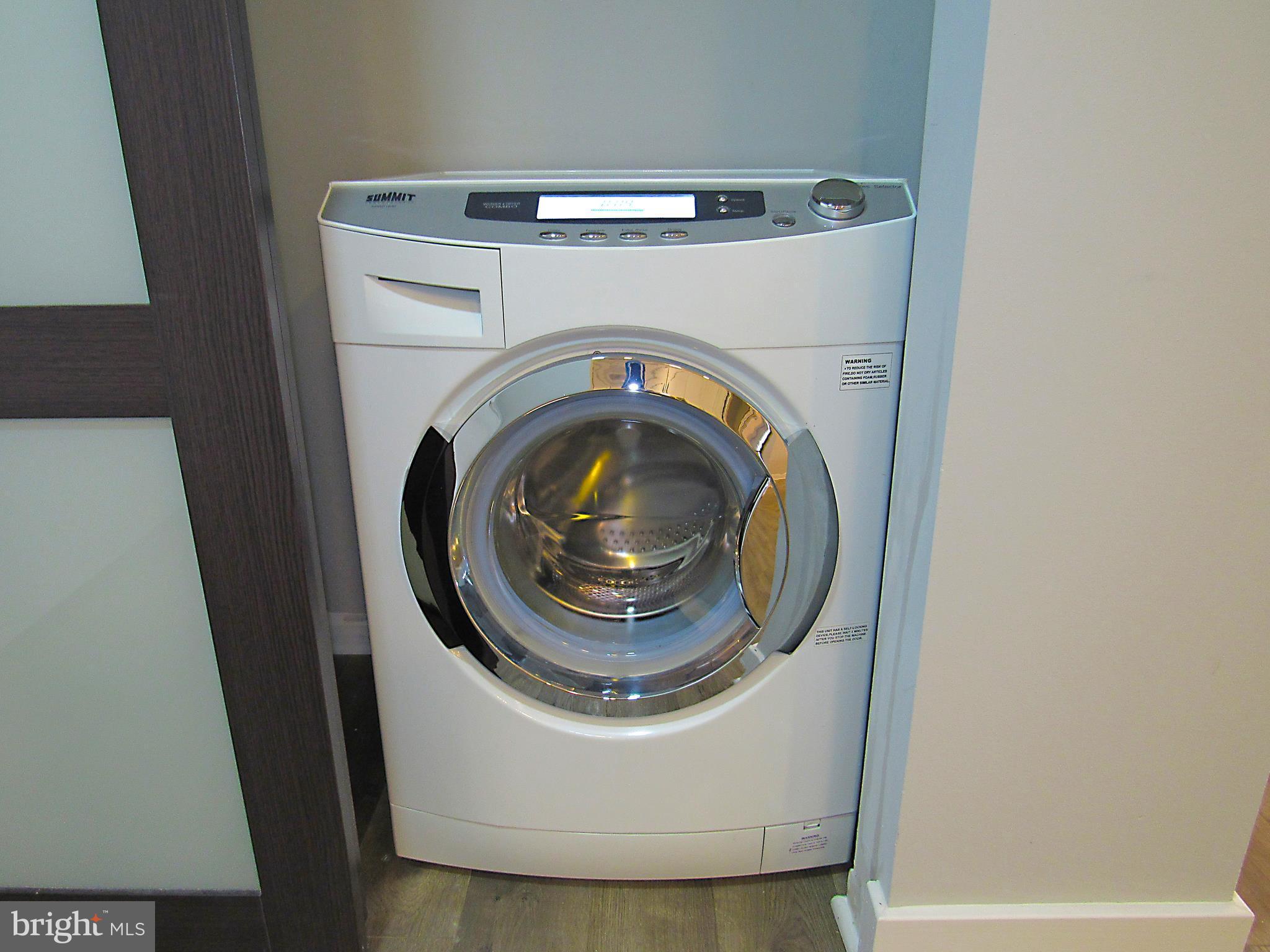 AMERICANA CENTRE - Residential