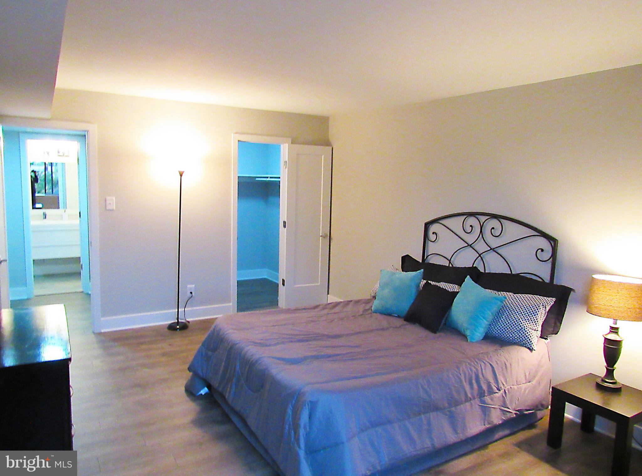 AMERICANA CENTRE - Residential