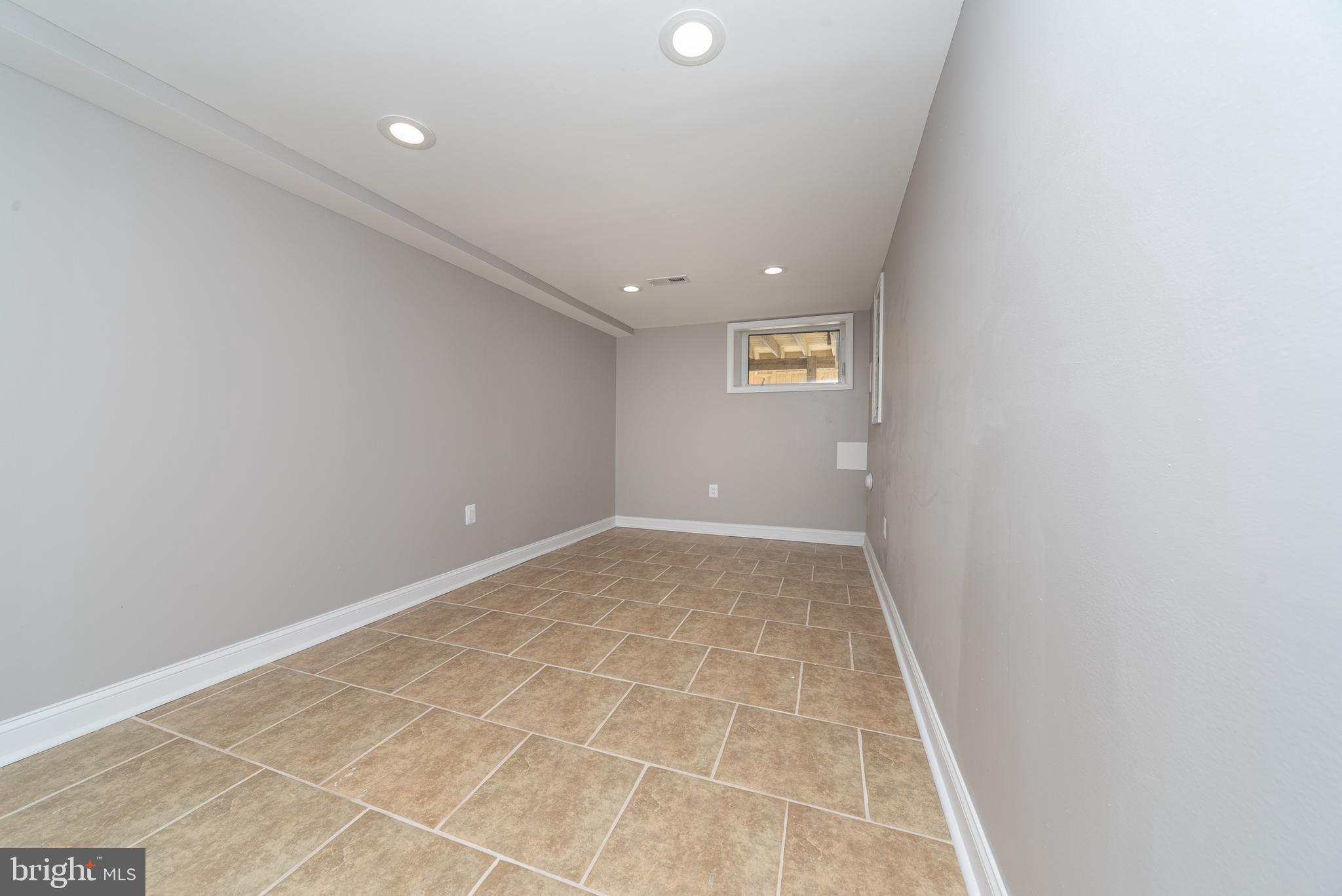 OLIVER - Residential