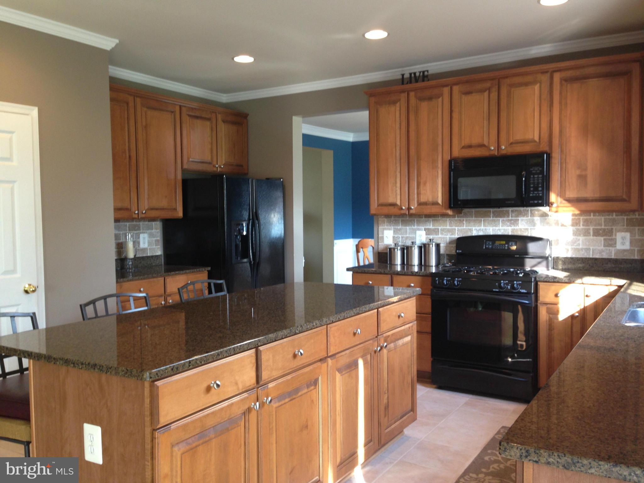 BLUE SPRING FARM - Residential